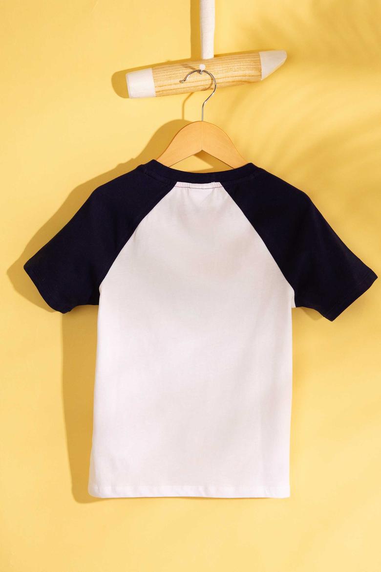 Çocuk Beyaz Bisiklet Yaka Tişört - 50199934046