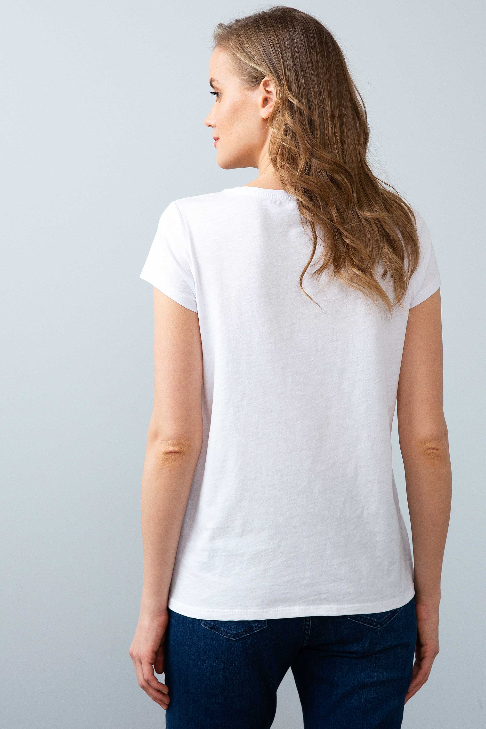 Kadın Beyaz Bisiklet Yaka T-Shirt
