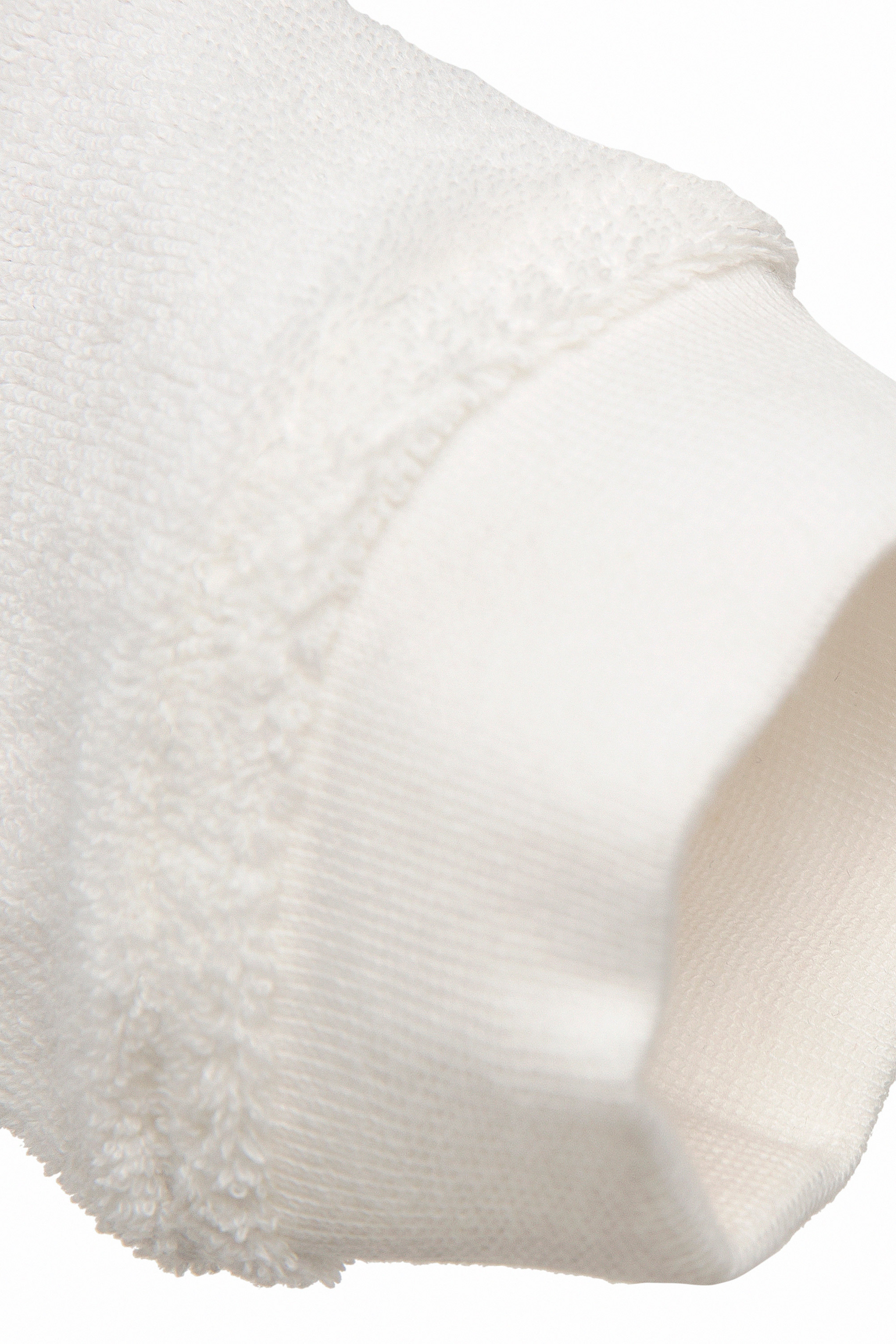 Beyaz Sweatshirt - Image 2