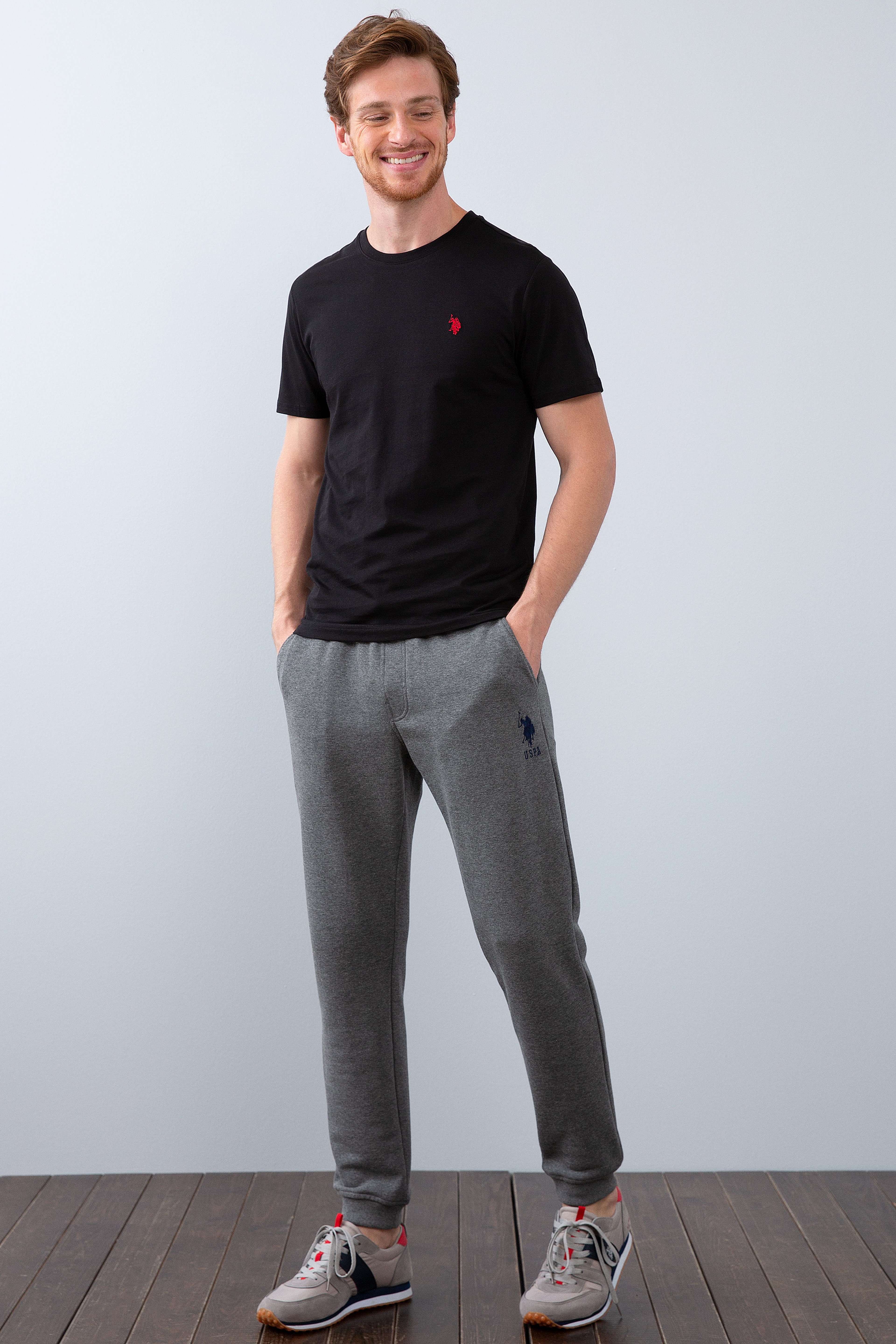 Erkek Siyah Bisiklet Yaka T-Shirt Basic