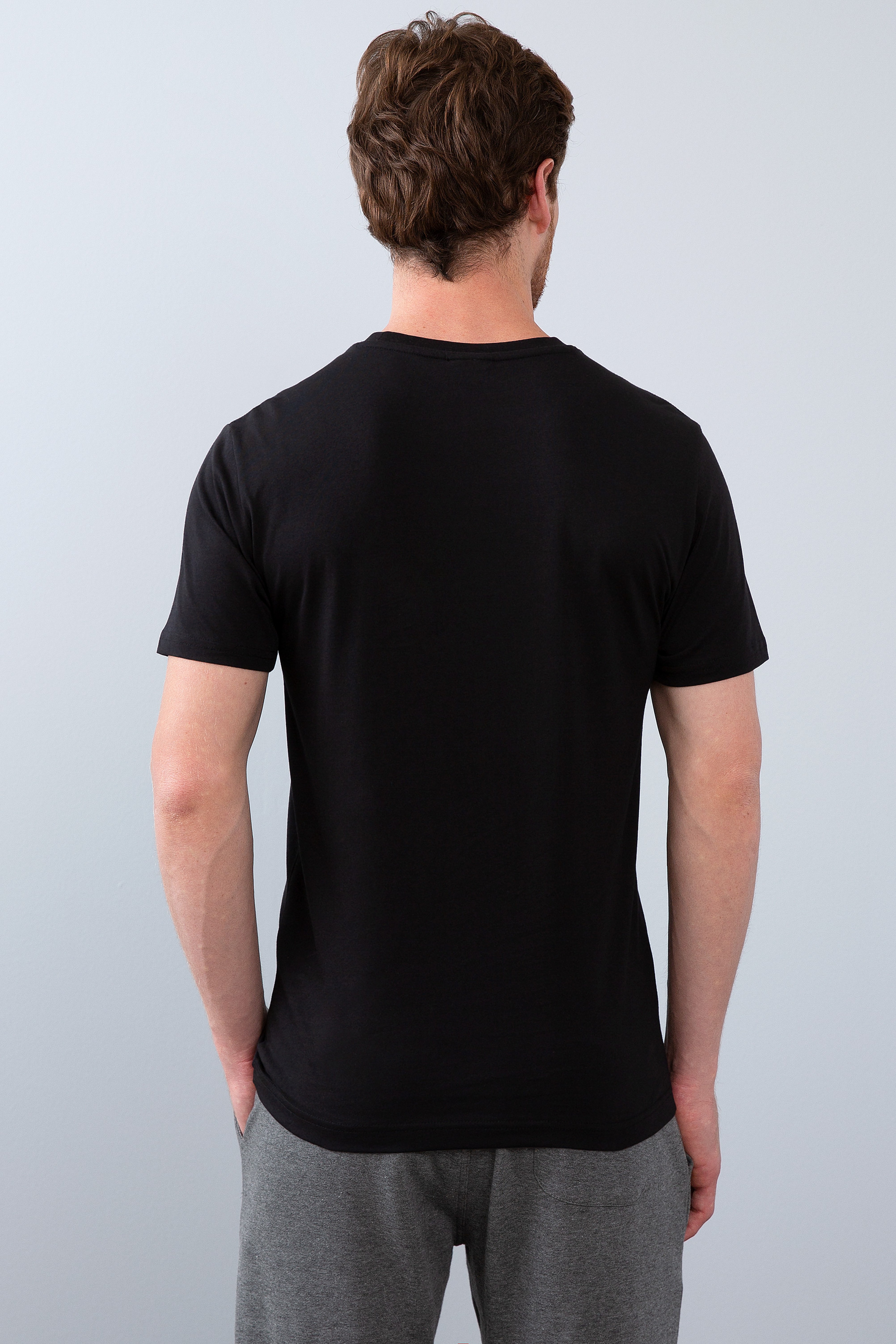 Erkek Siyah Bisiklet Yaka T-Shirt Basic - Image 3
