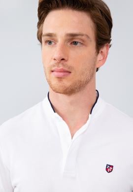 Erkek Beyaz Hakim Yaka T-Shirt - 50206202006