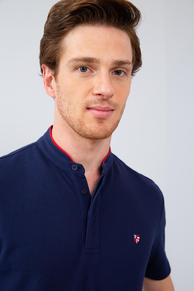 Erkek Lacivert Hakim Yaka T-Shirt