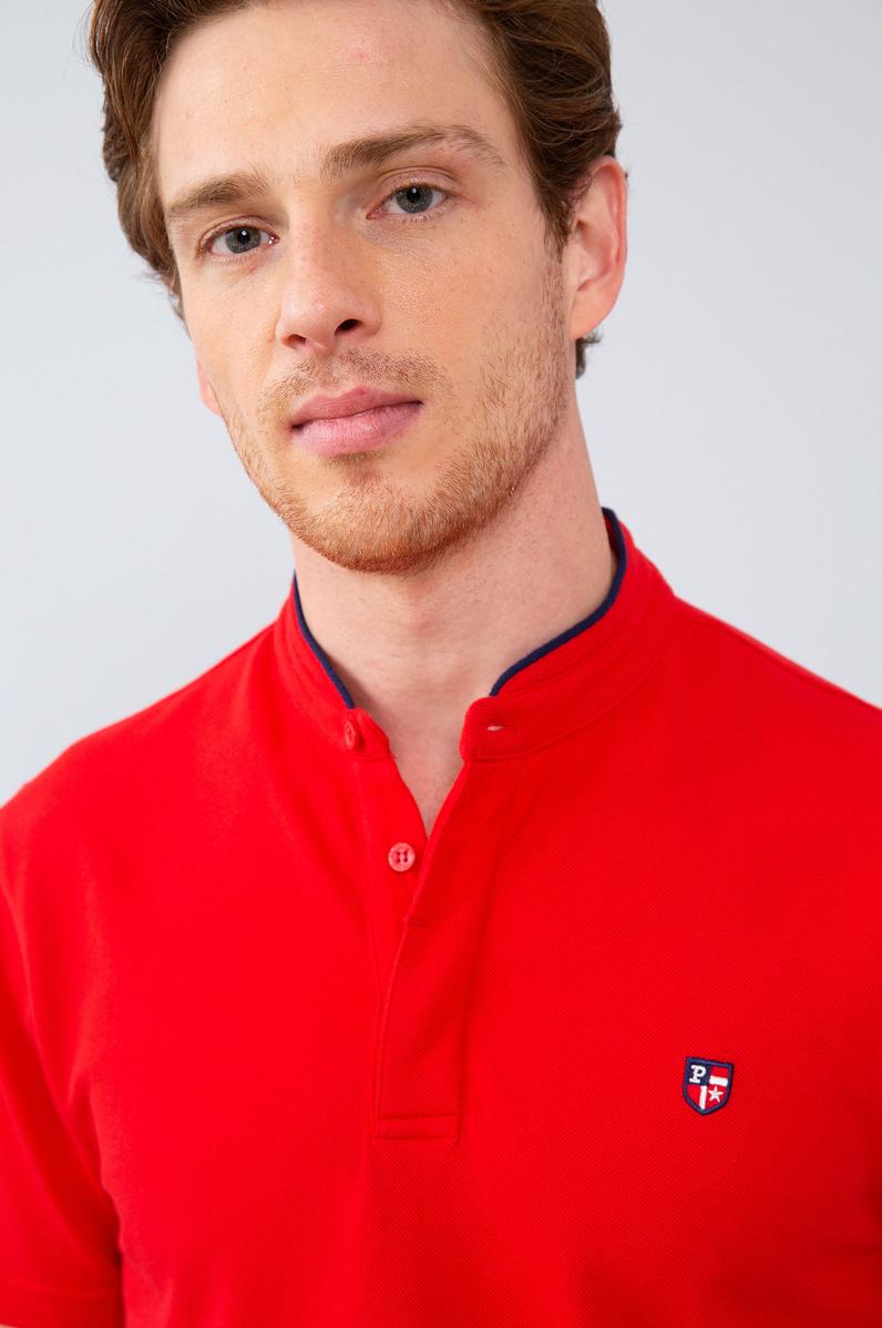 Erkek Kırmızı Hakim Yaka T-Shirt