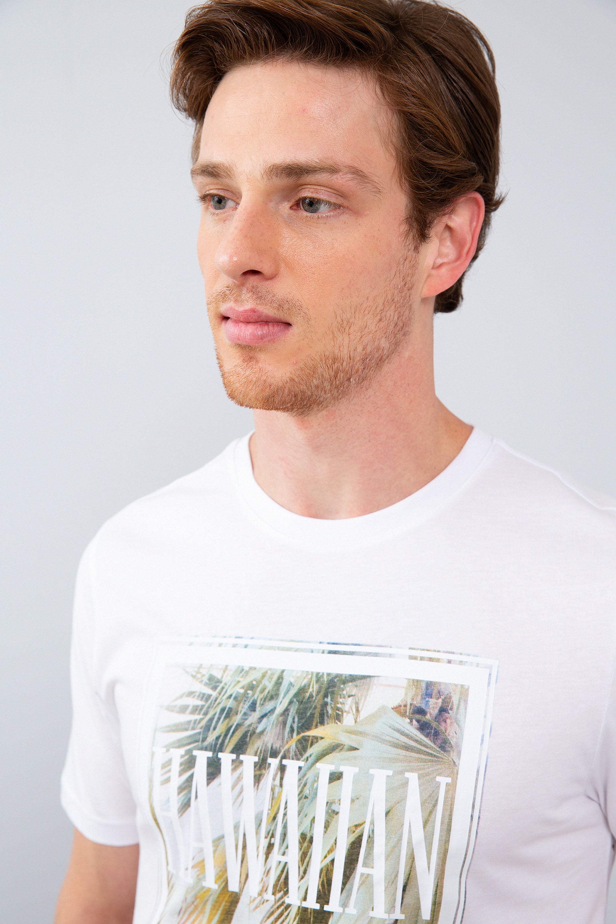 Erkek Beyaz Bisiklet Yaka T-Shirt