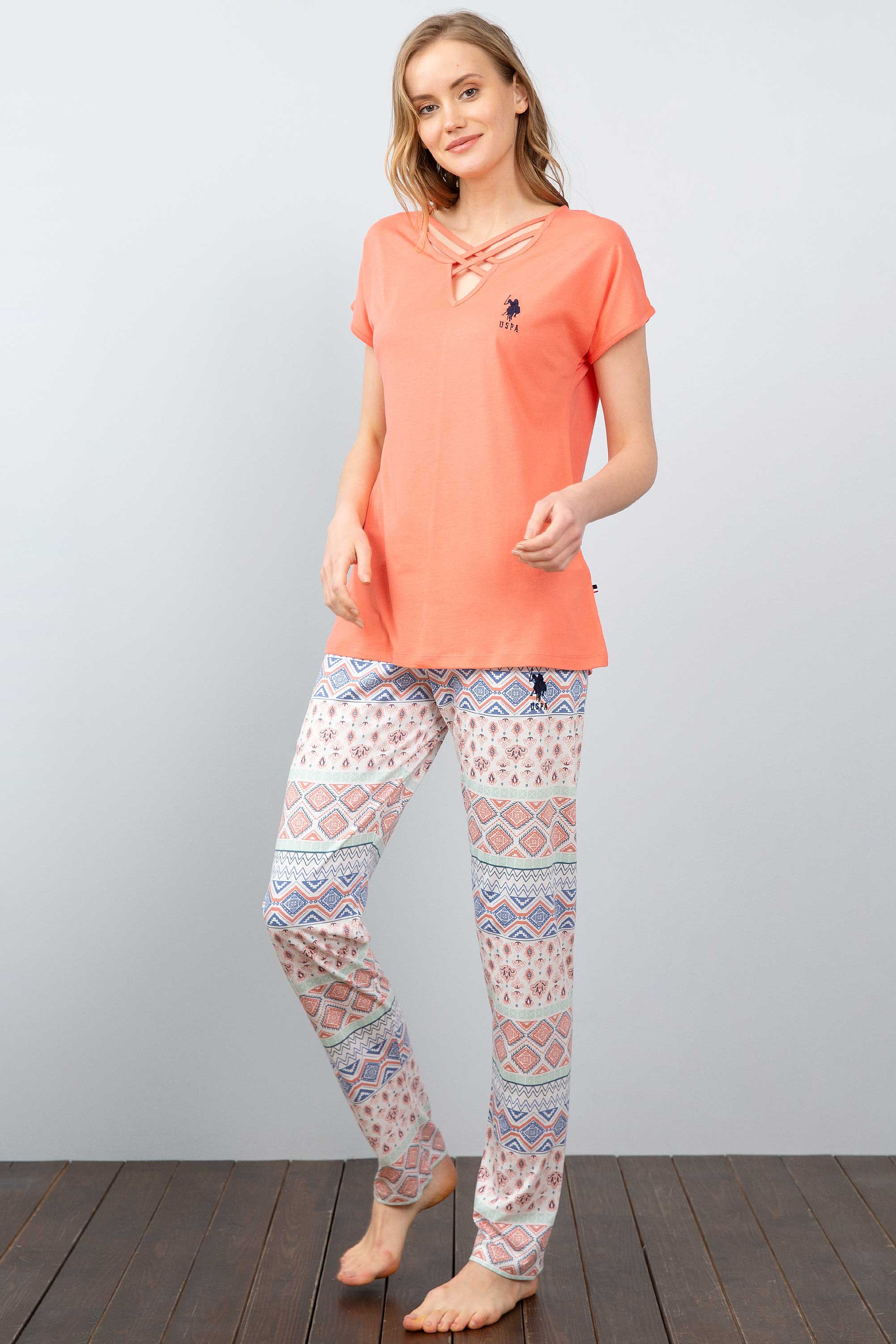 Kadın Pembe Pijama Takımı - Image 2