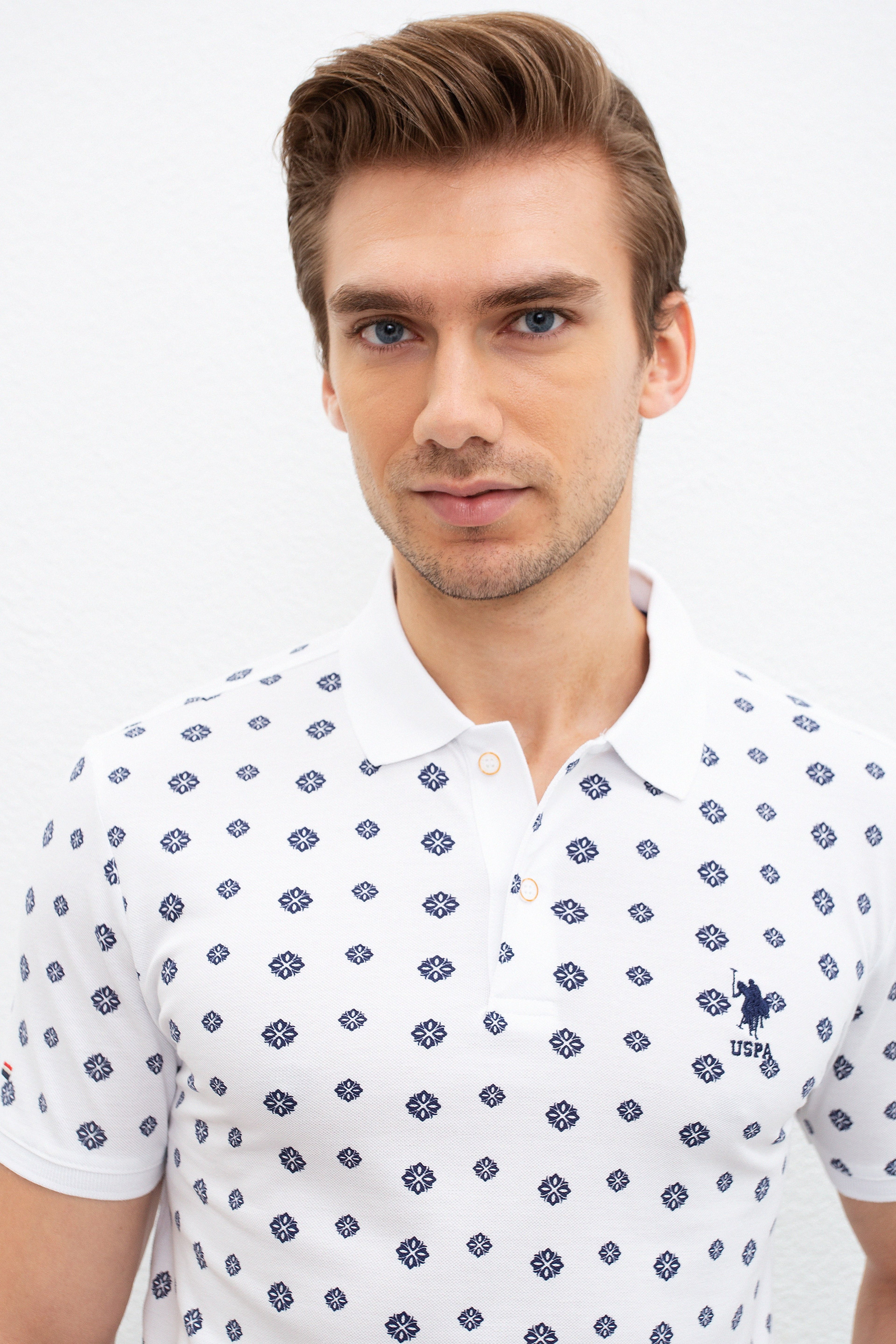 Erkek Beyaz Polo Yaka T-Shirt - Image 2