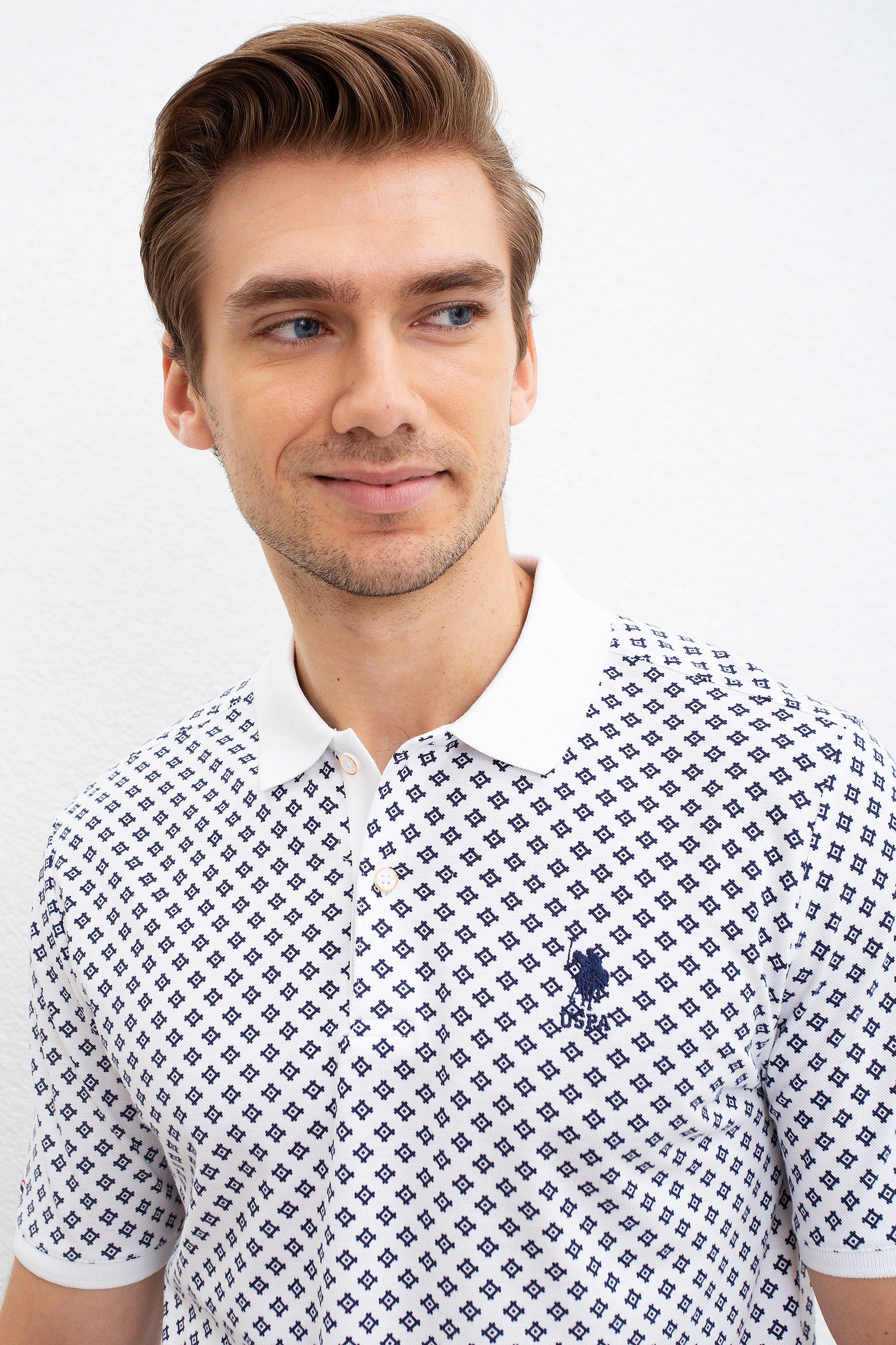 Erkek Beyaz Polo Yaka T-Shirt - Image 2