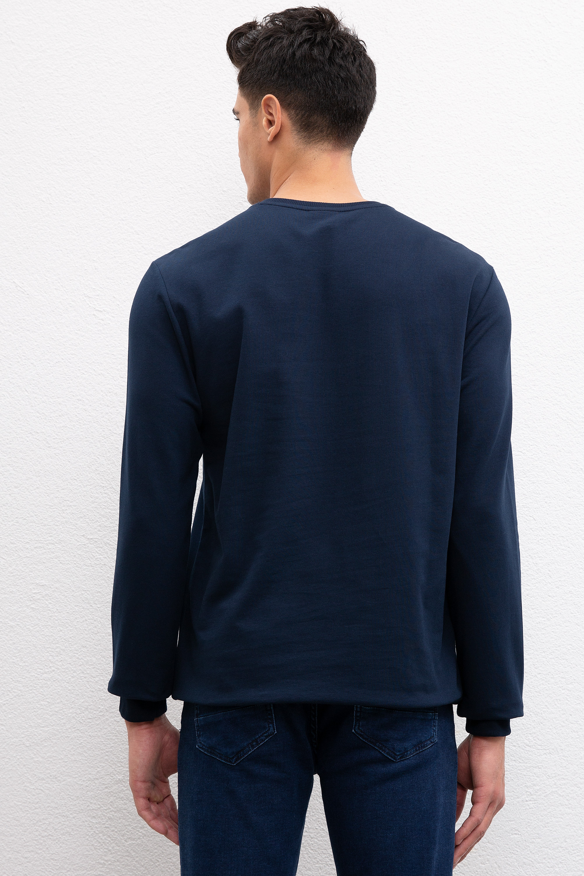 Erkek Lacivert Bisiklet Yaka Sweatshirt - Image 2