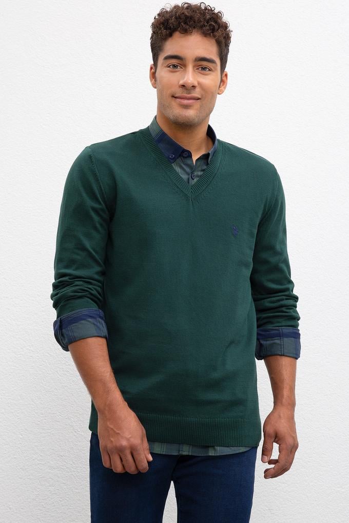 Erkek Koyu Yeşil V-Yaka Triko Kazak Basic