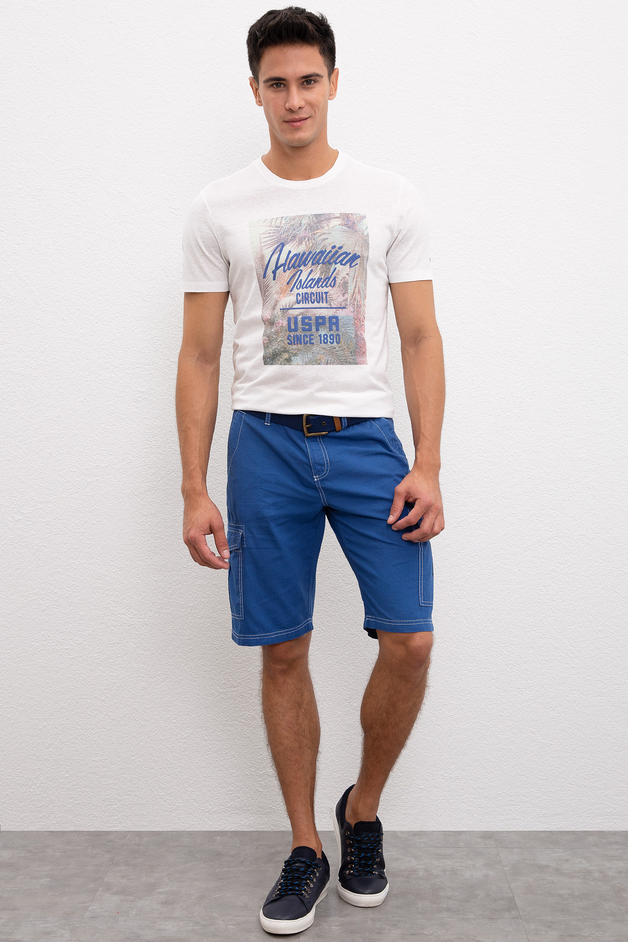 Beyaz Dokuma Bermuda Capri - Image 1
