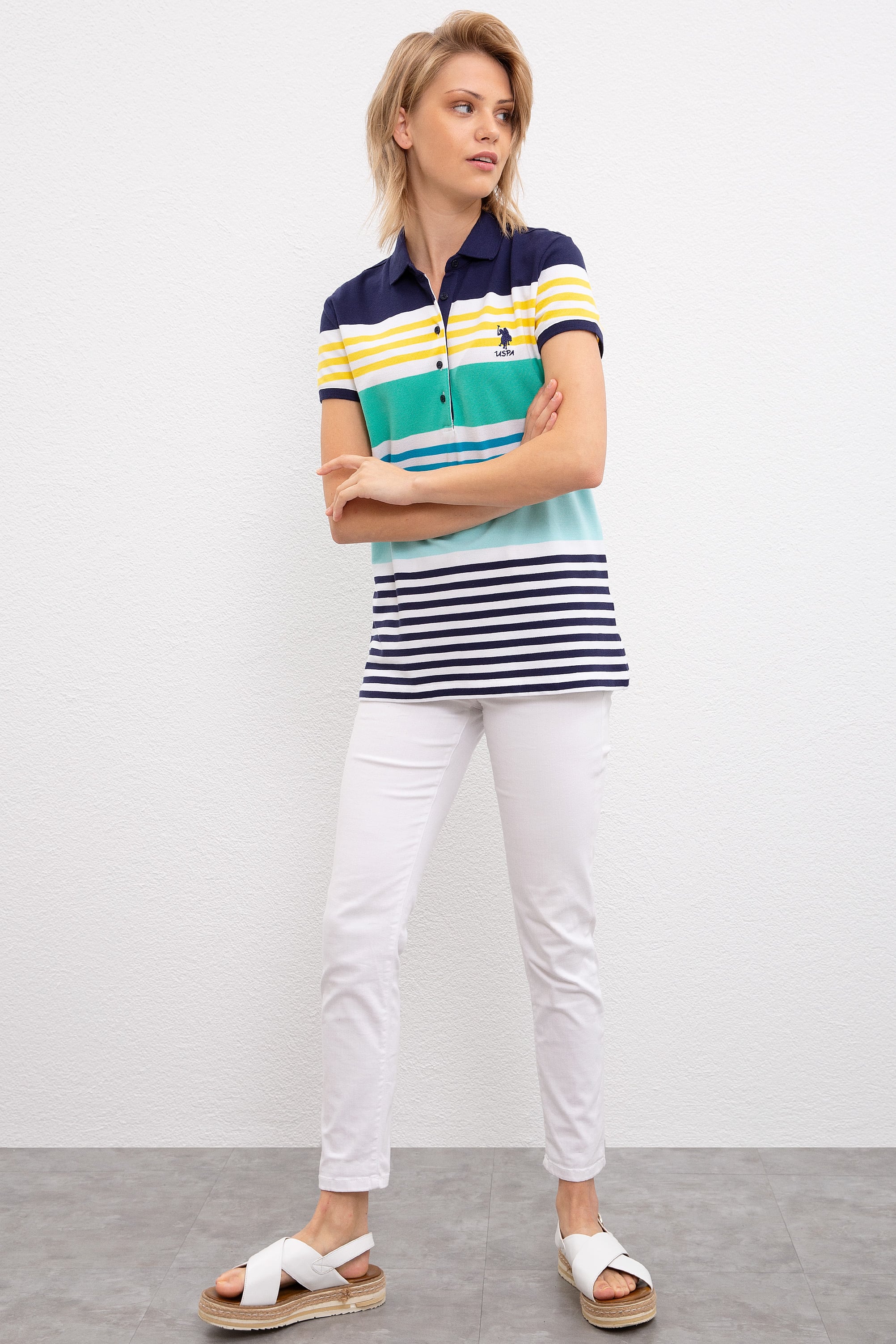 Kadın Lacivert Polo Yaka T-Shirt - Image 4
