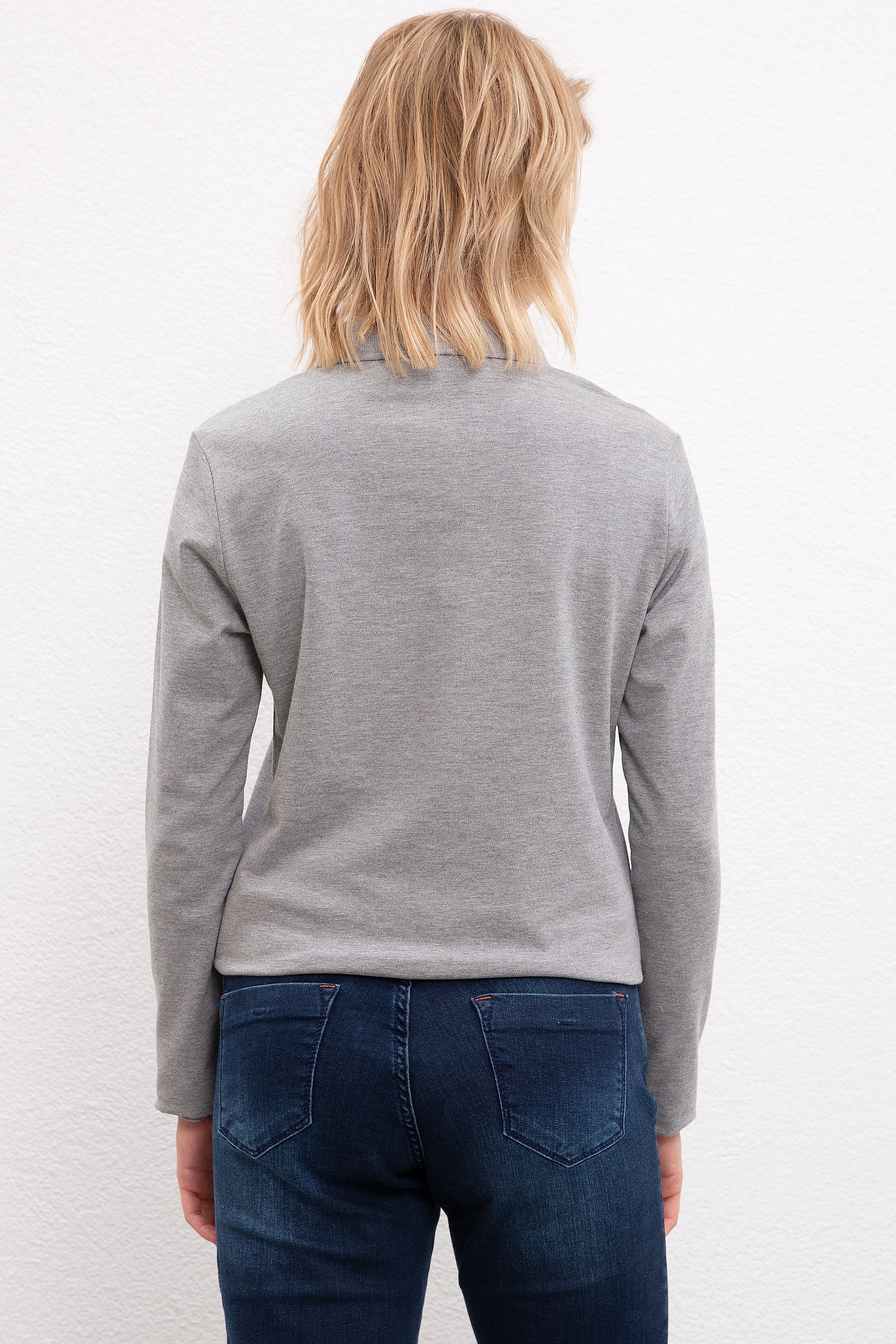 Kadın Gri Sweatshirt - Image 3