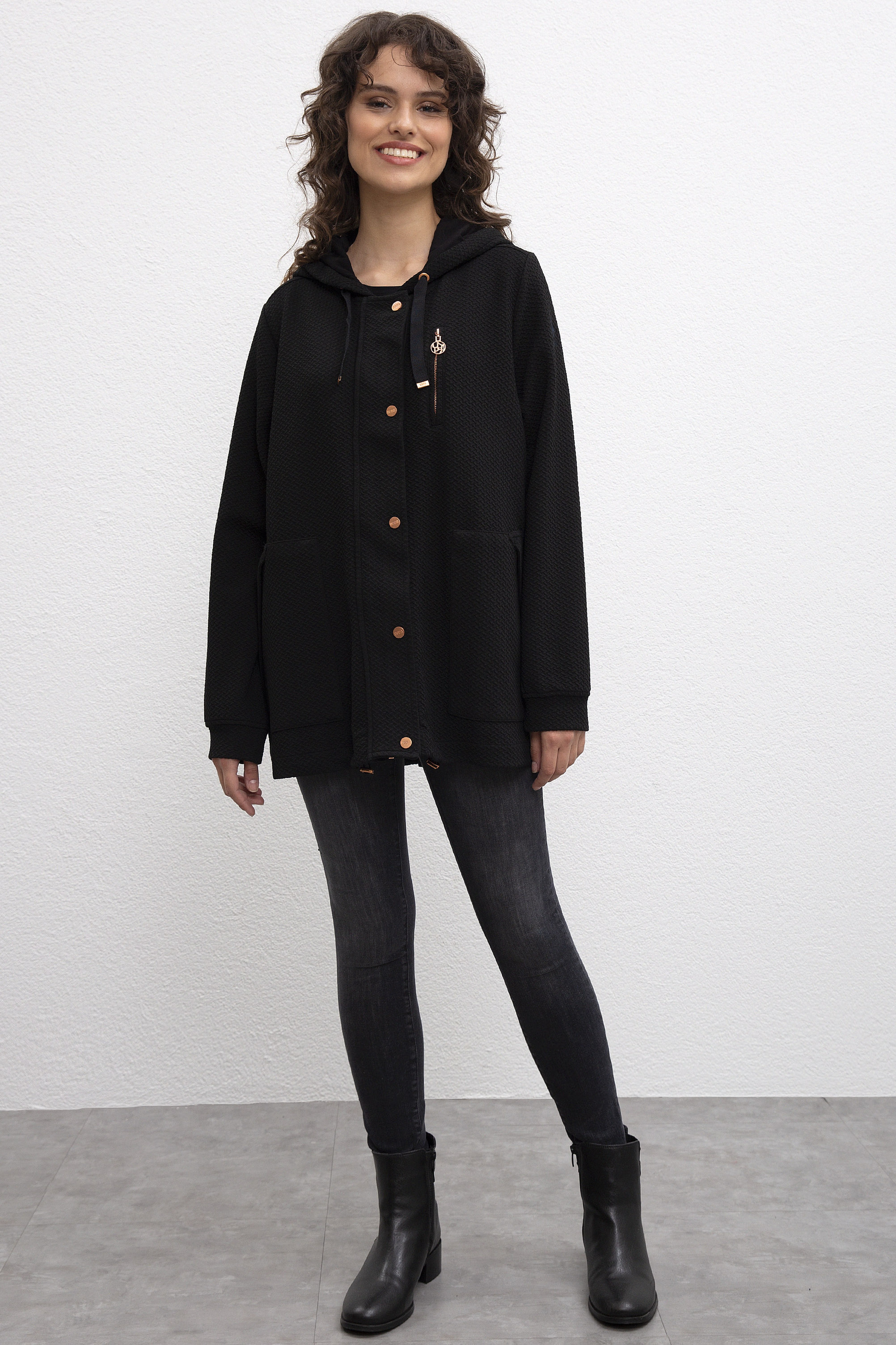 Kadın Siyah Sweatshirt - Image 4