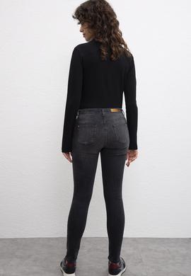 Kadın Siyah Denim Pantolon - 50213401002