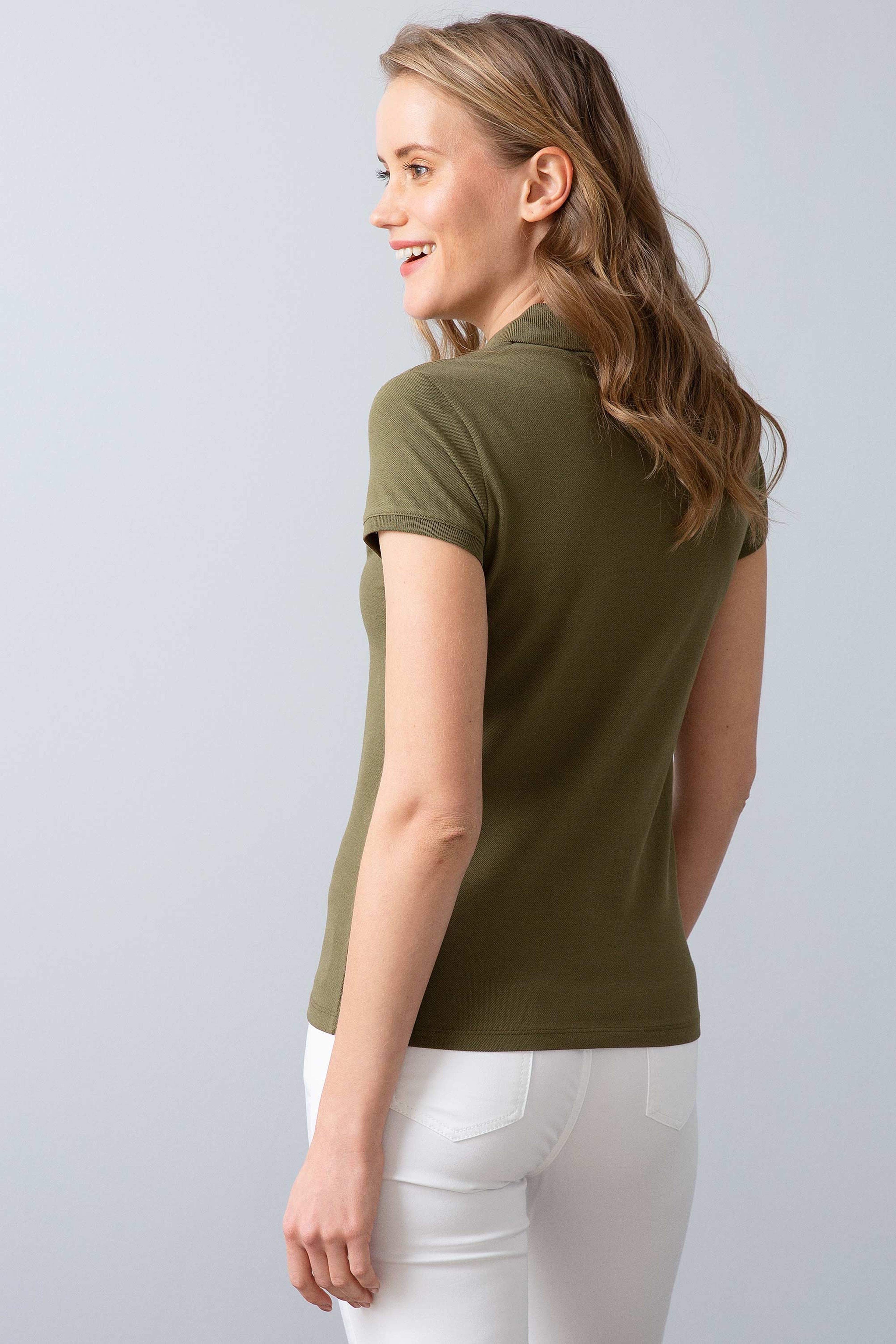 Kadın Haki Polo Yaka T-Shirt - Image 4
