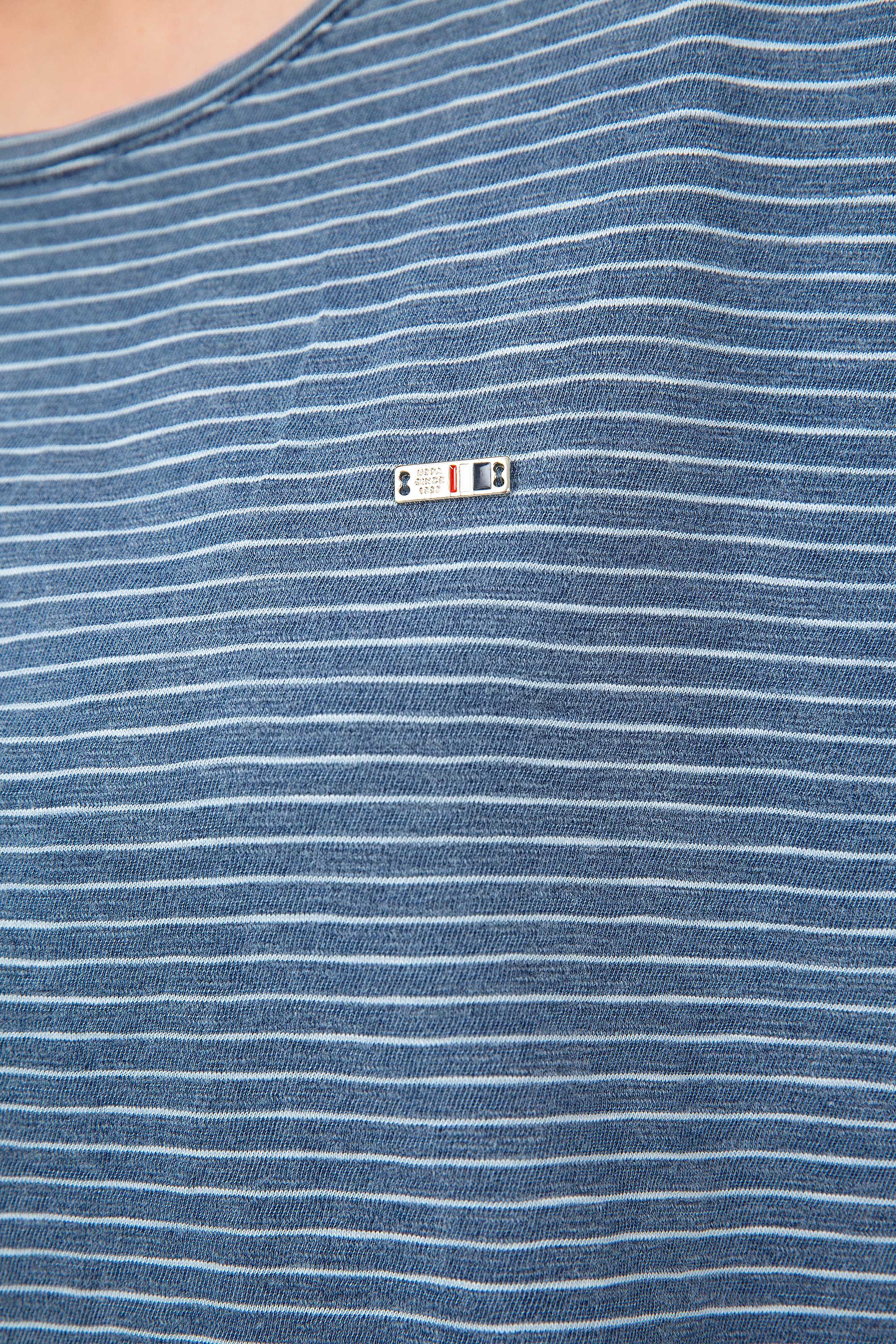 Kadın Lacivert Bisiklet Yaka T-Shirt - Image 4
