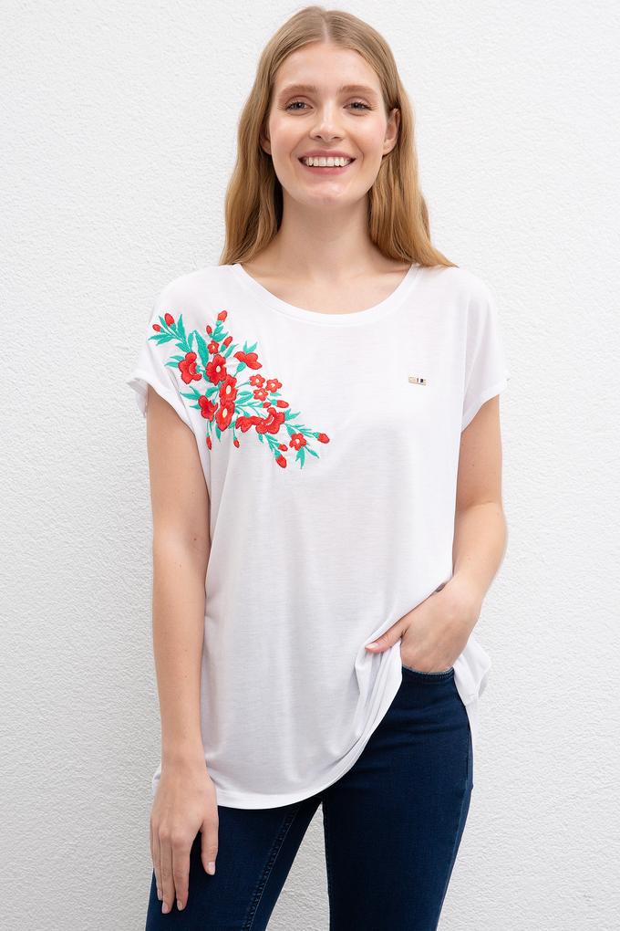 Kadın Beyaz Tişört