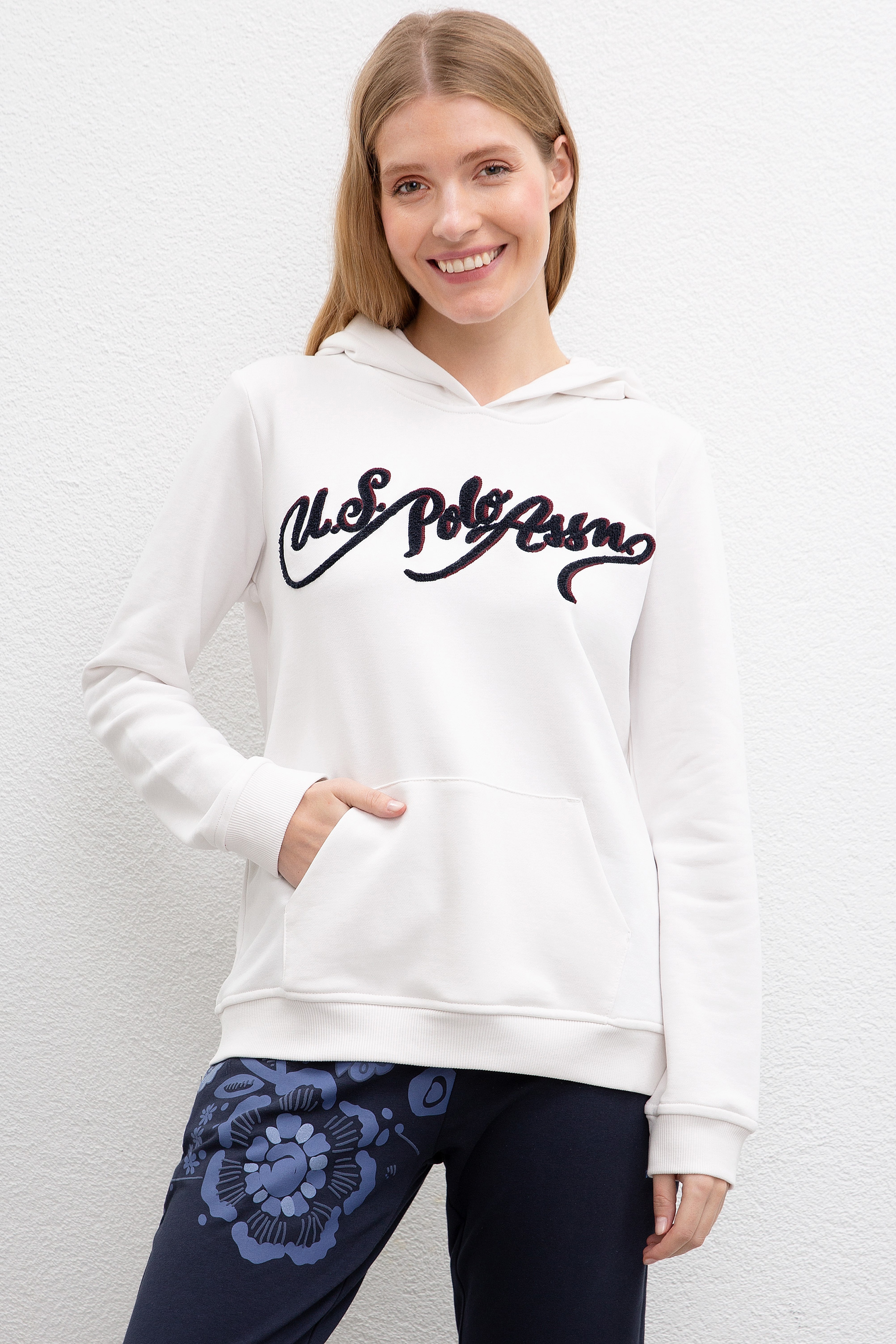Kadın Beyaz Sweatshirt - Image 1