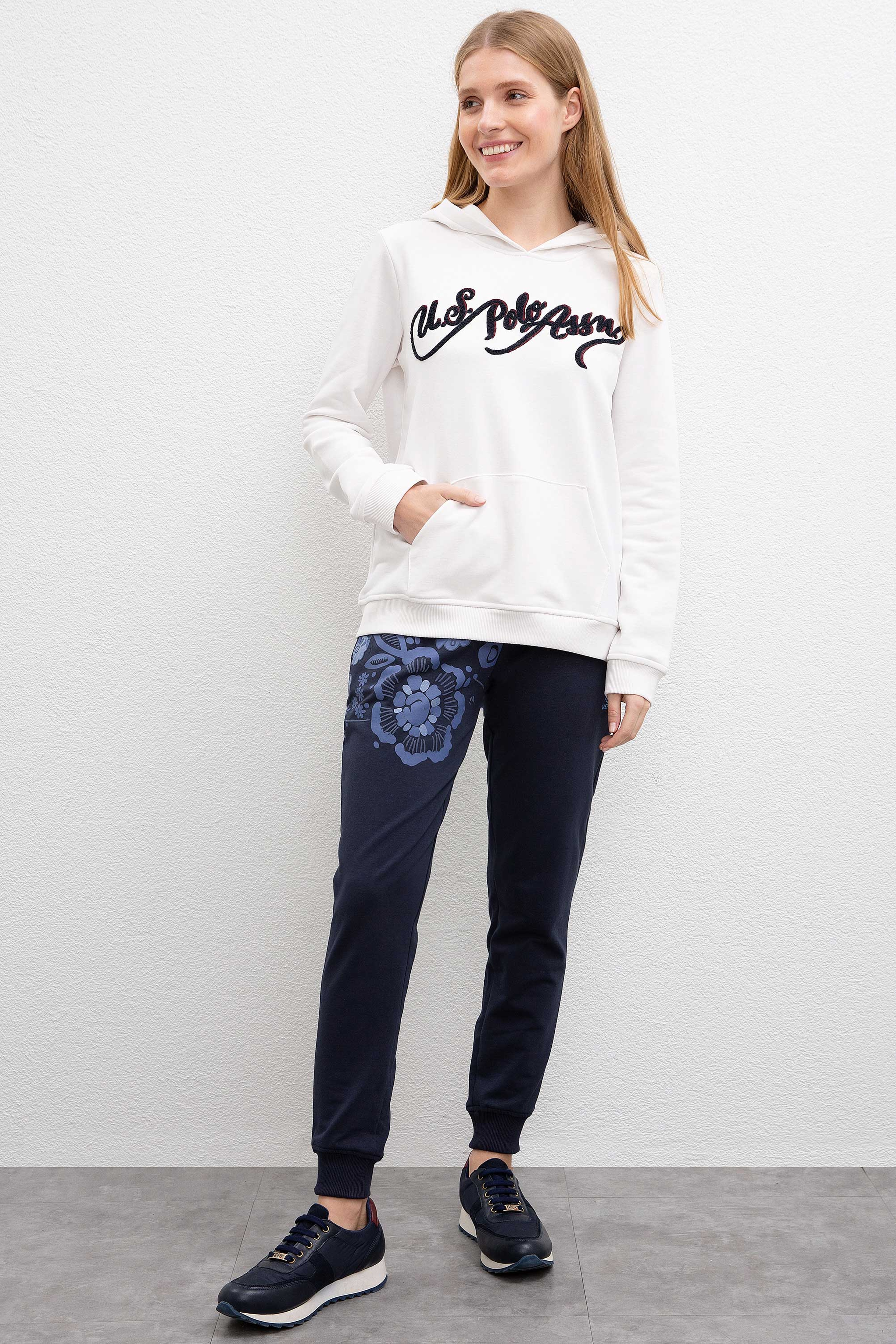 Kadın Beyaz Sweatshirt - Image 4