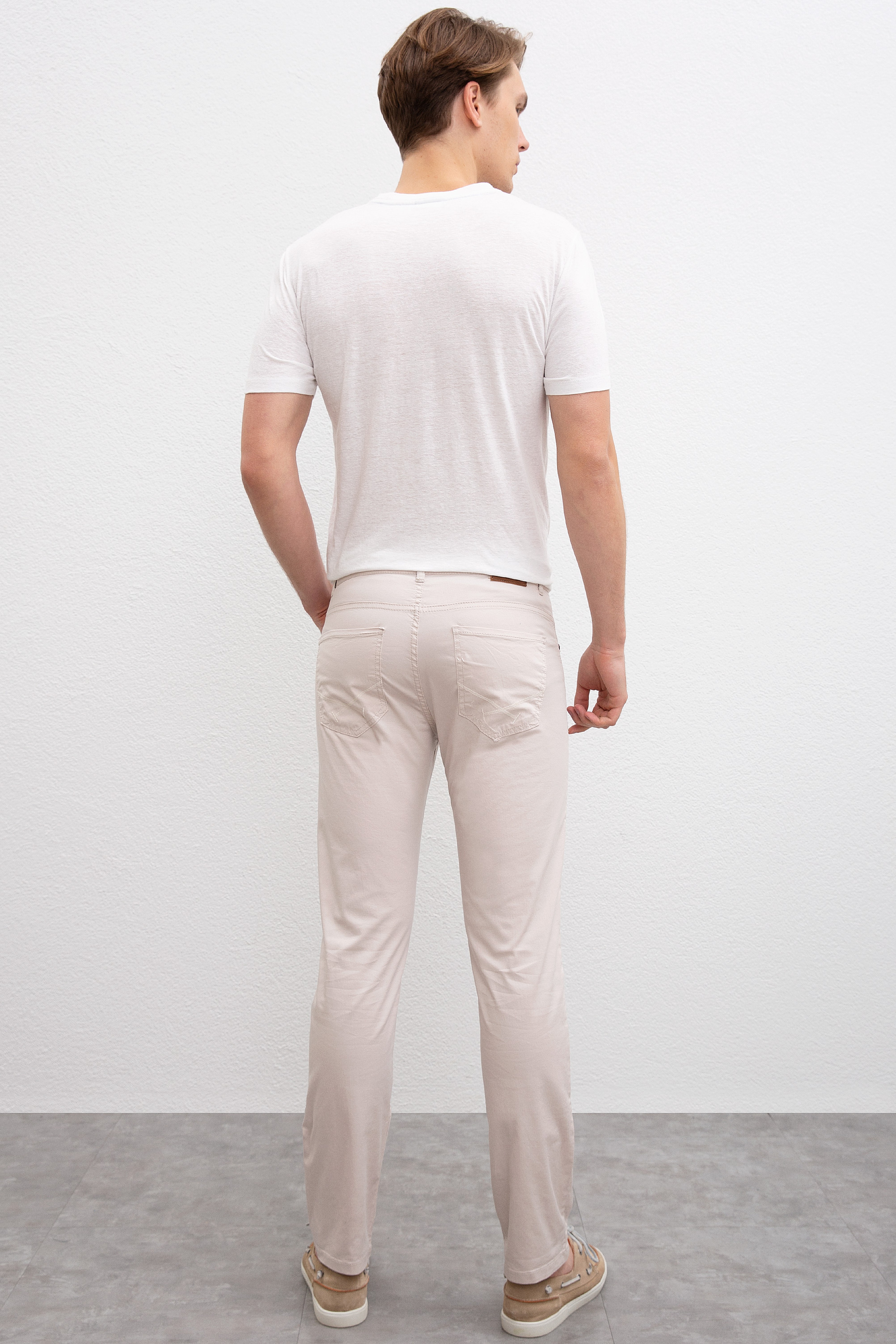 Erkek Taş Rengi Chinos - Image 4
