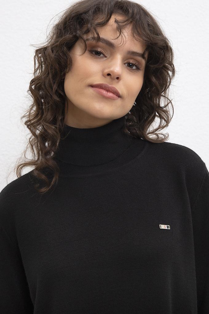 Kadın Siyah Crop Top Kazak