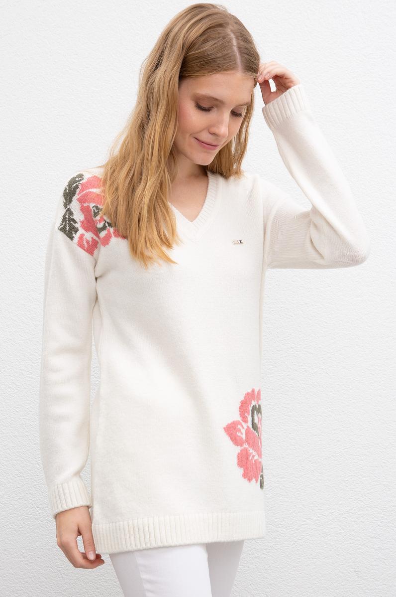 Kadın Beyaz Triko Kazak