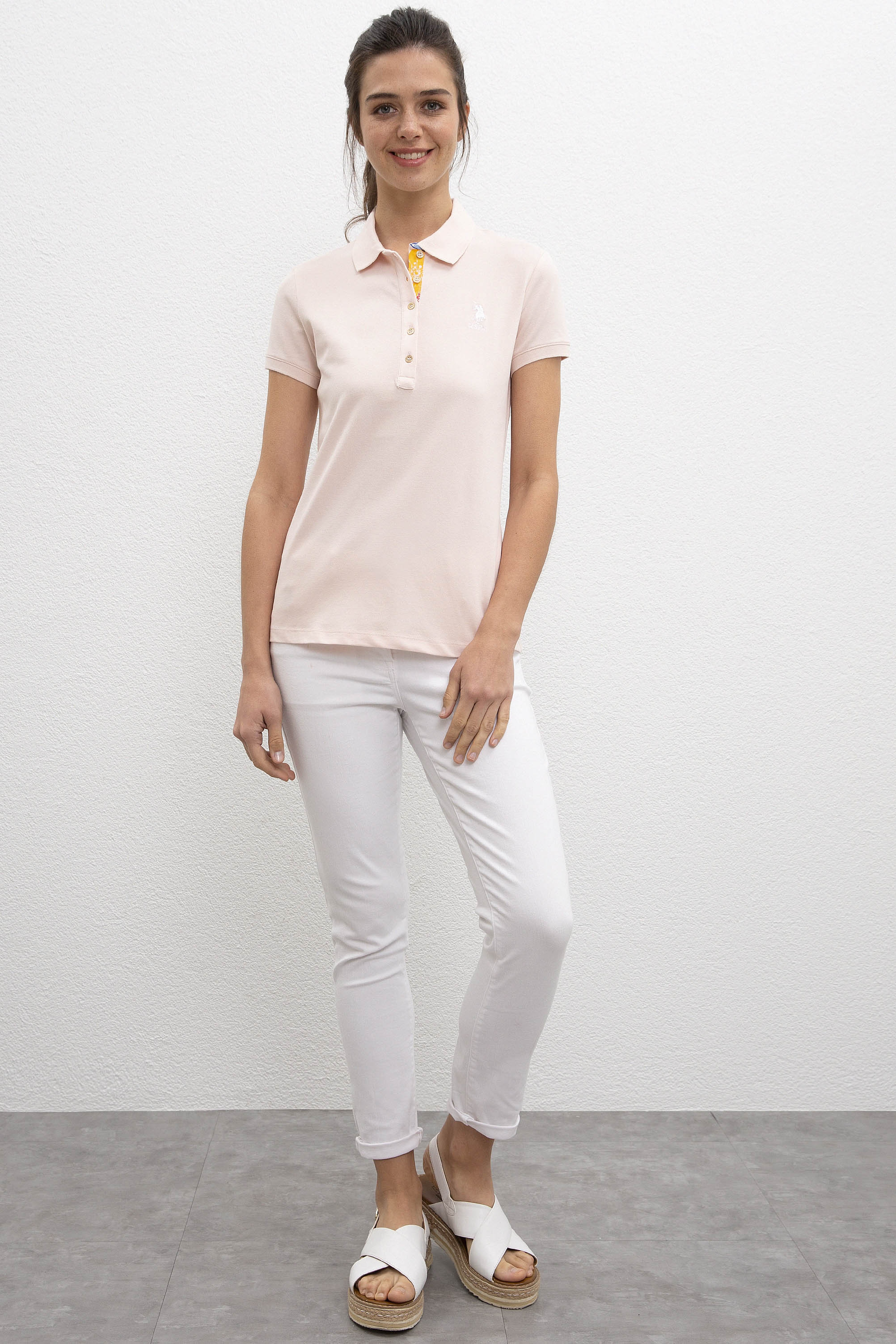 Kadın Pembe Polo Yaka T-Shirt - Image 4