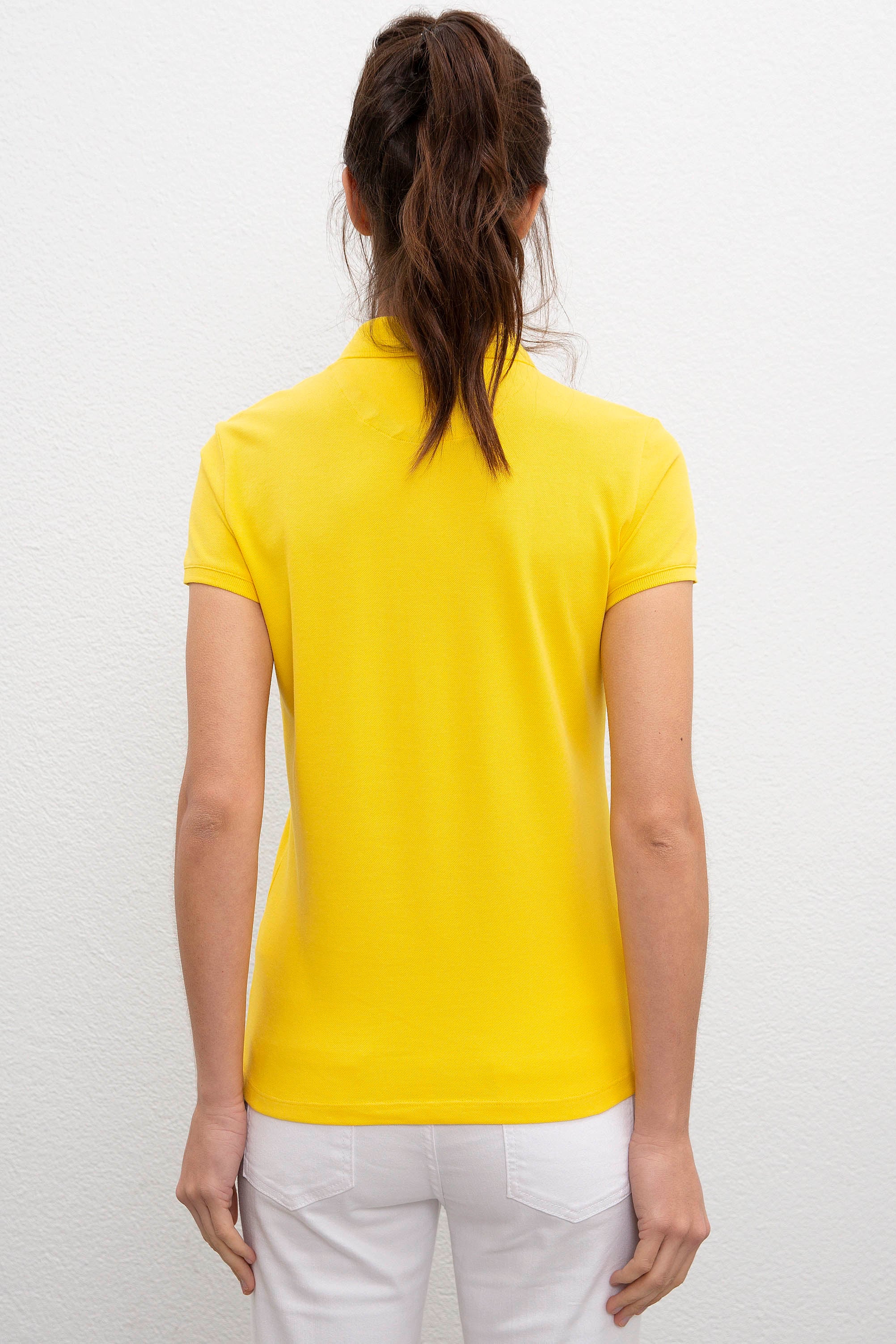 Kadın Sarı Polo Yaka T-Shirt