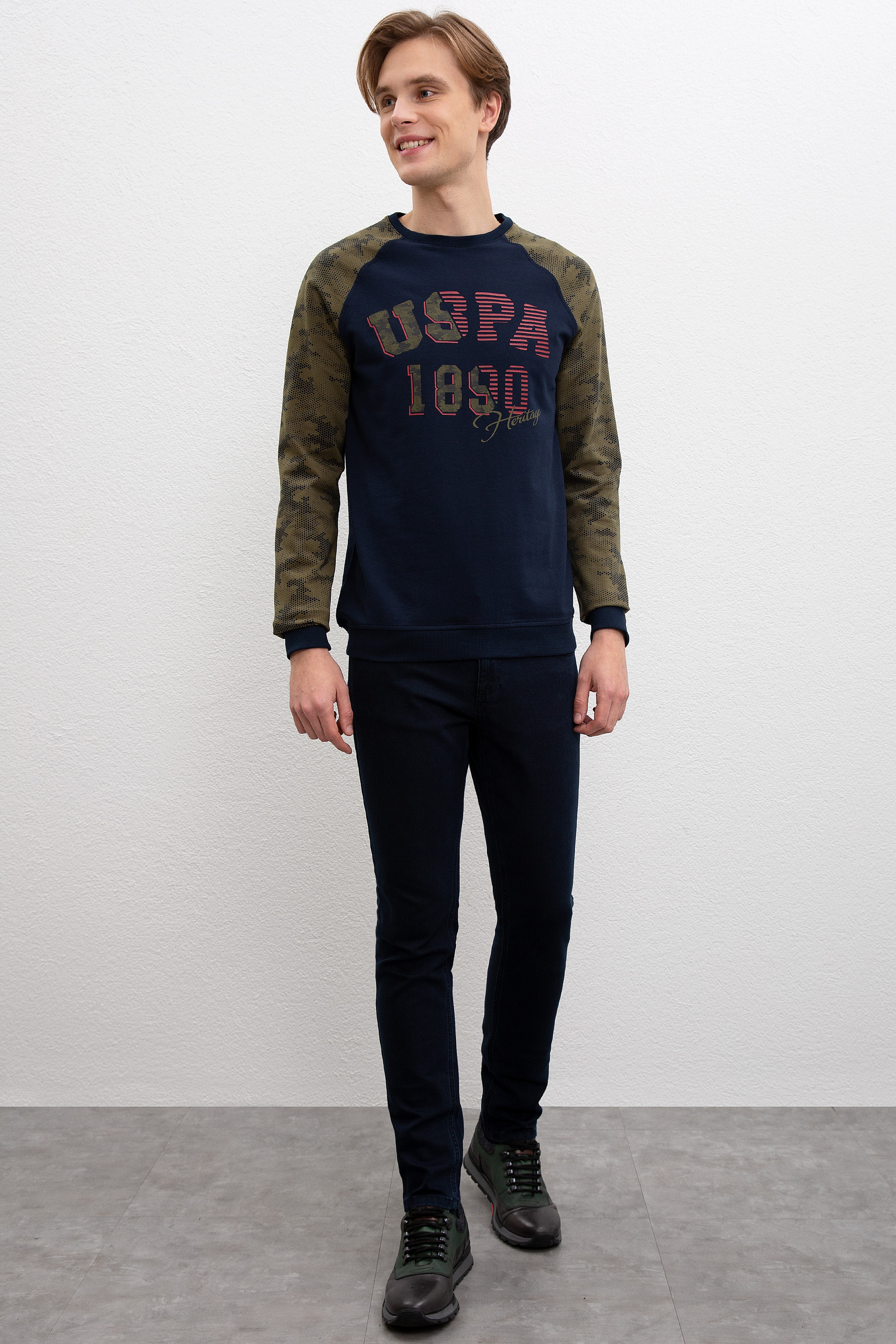 Erkek Lacivert Bisiklet Yaka Sweatshirt