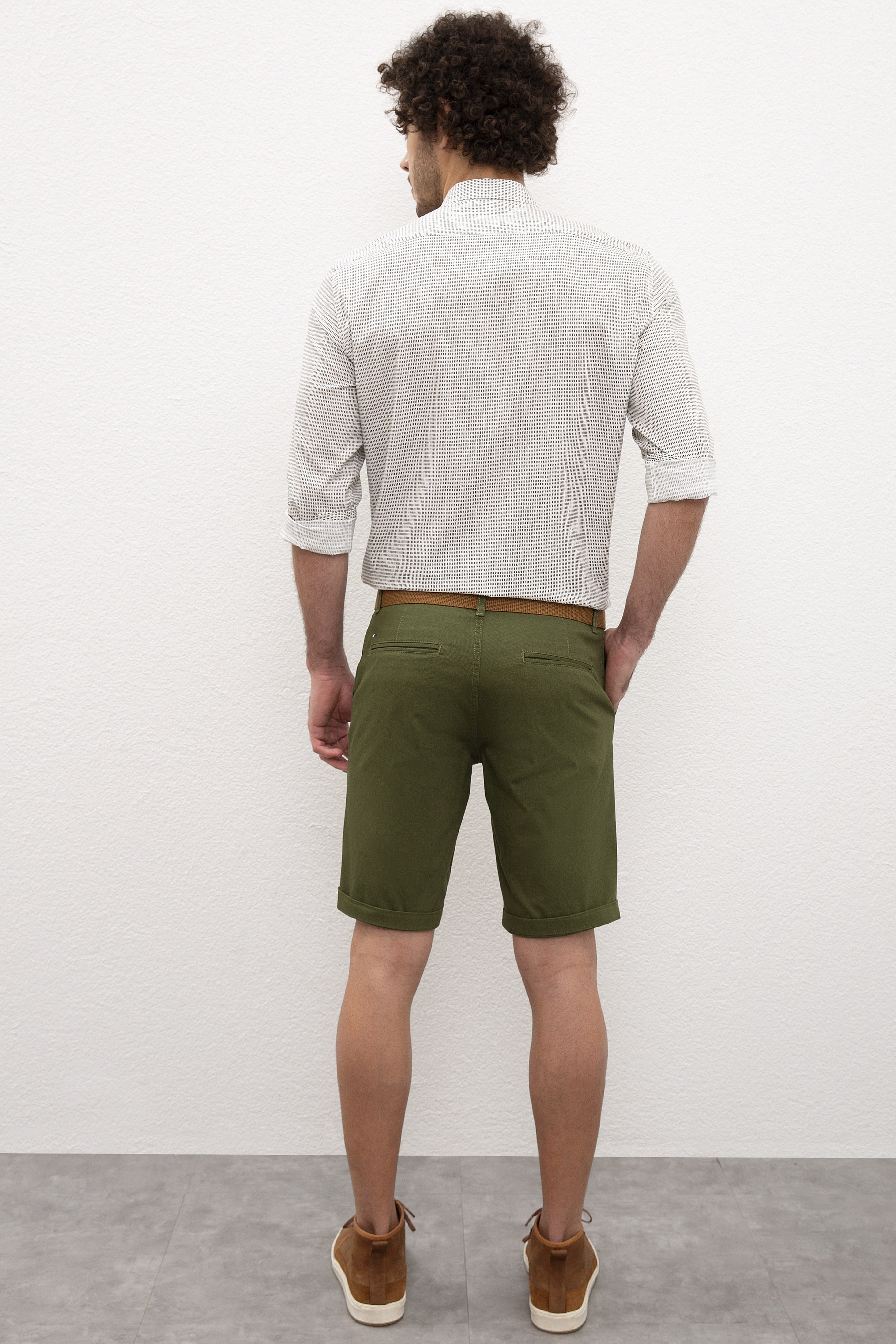 Erkek Haki Şort - Image 3
