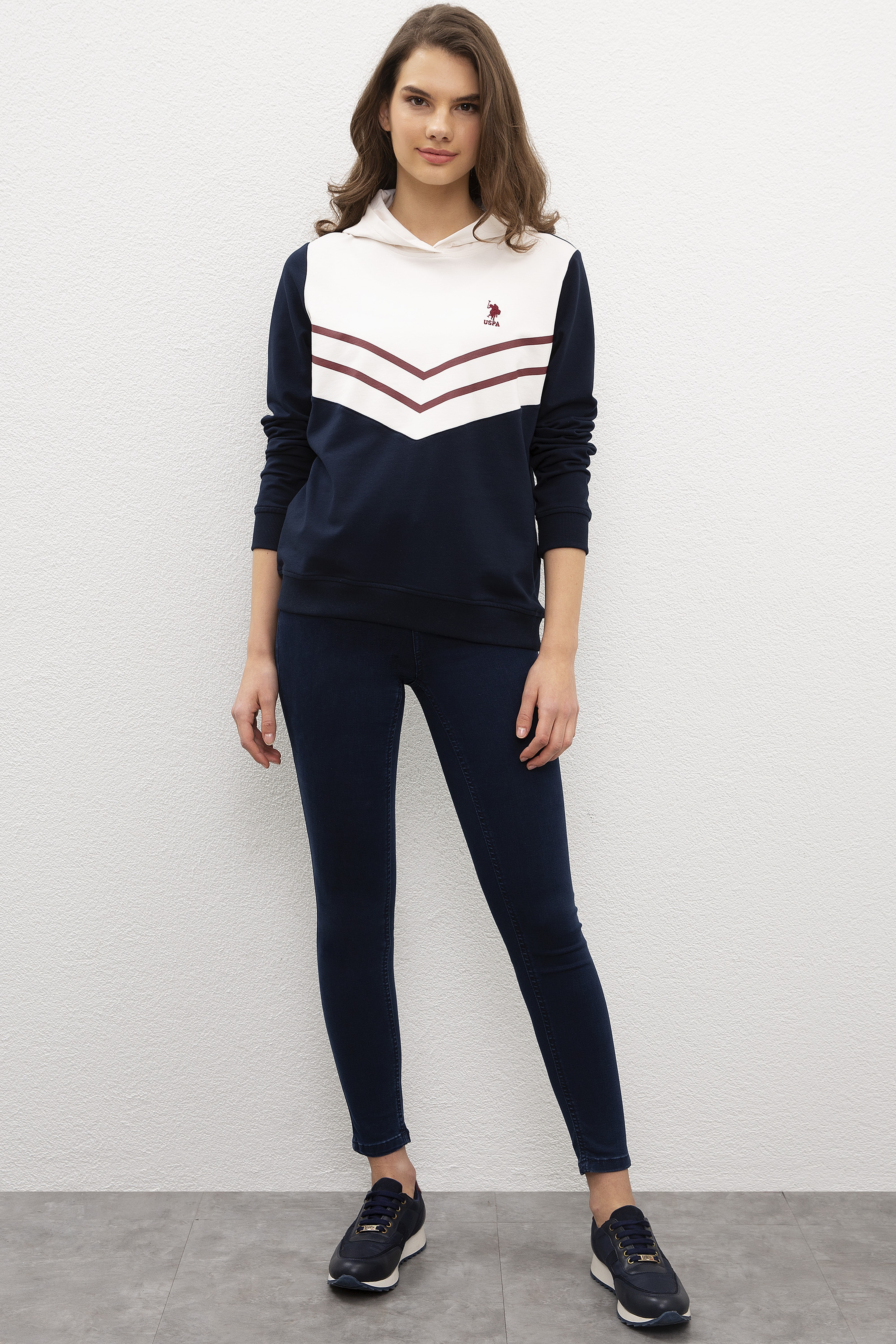 Kadın Beyaz Sweatshirt