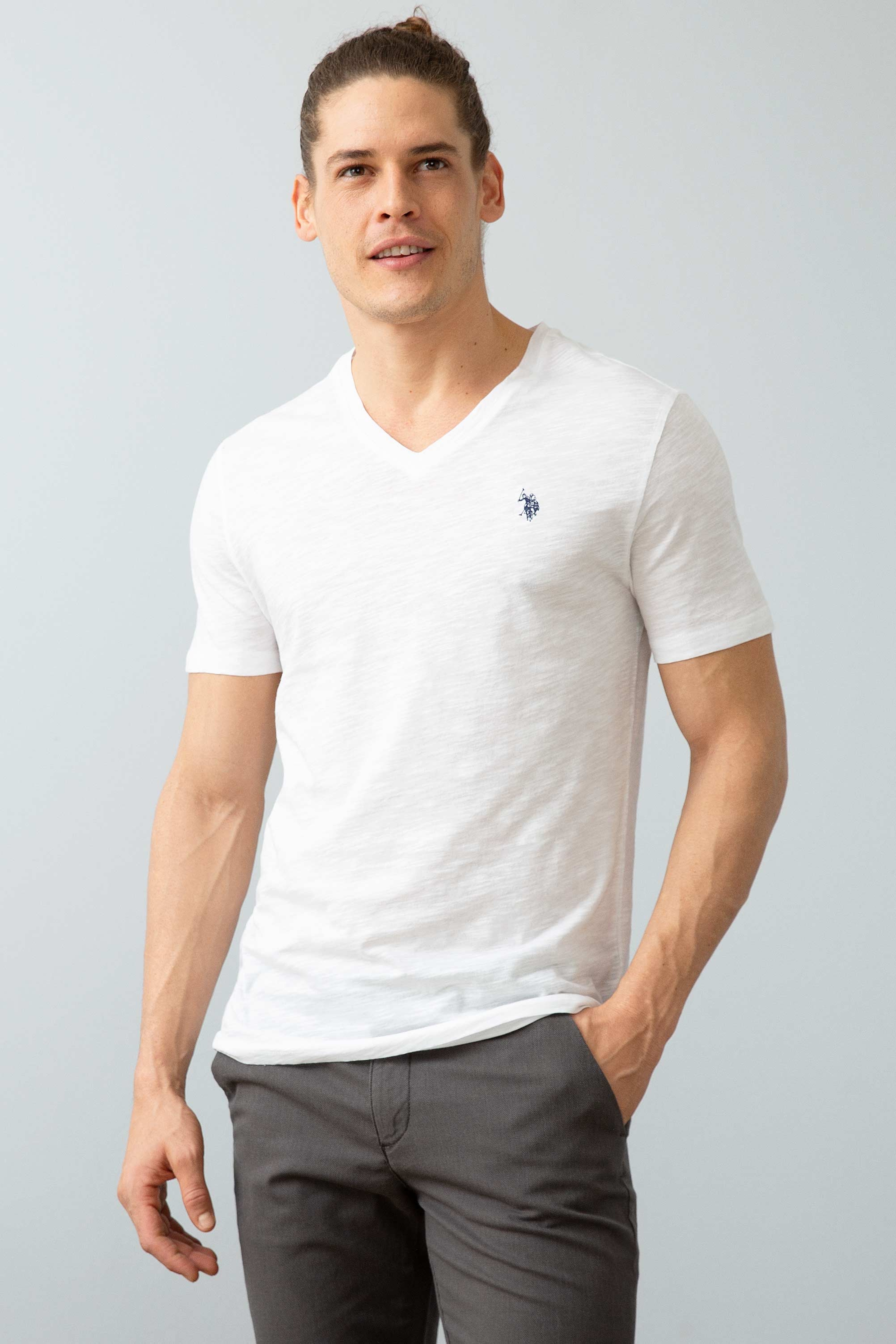 Erkek Beyaz V-Yaka T-Shirt Basic - Image 1