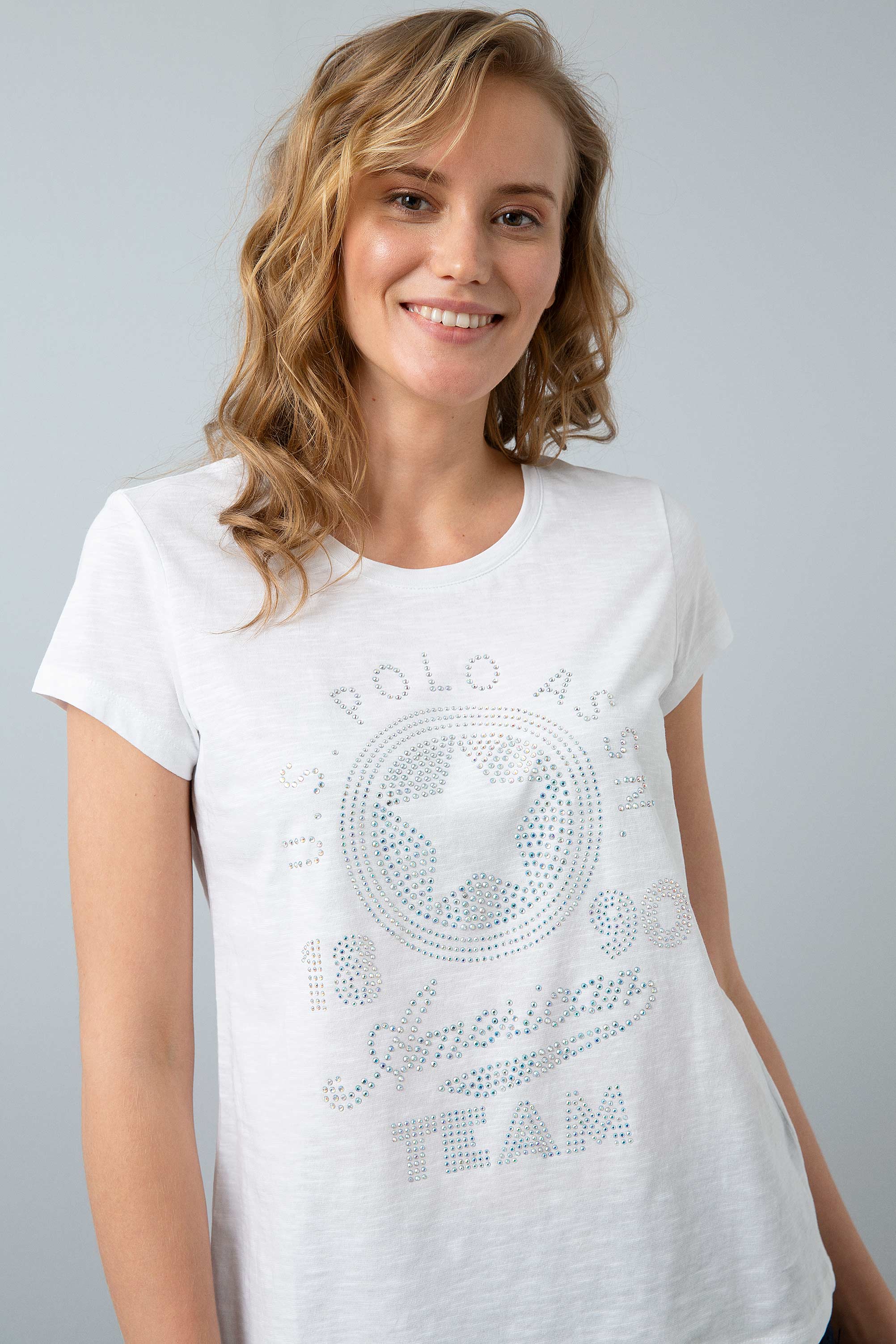 Kadın Beyaz Bisiklet Yaka T-Shirt - Image 4