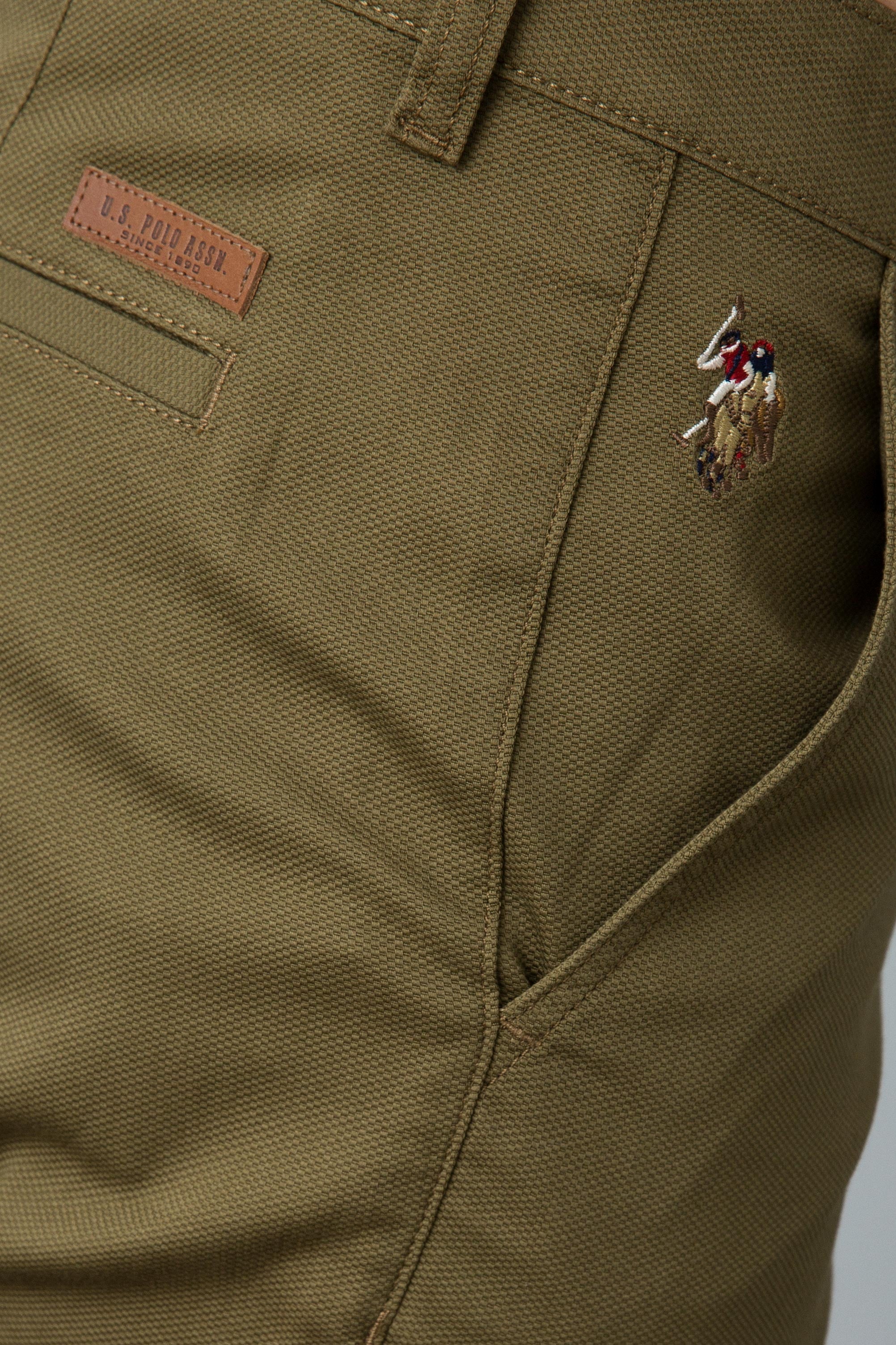 Yeşil Chinos