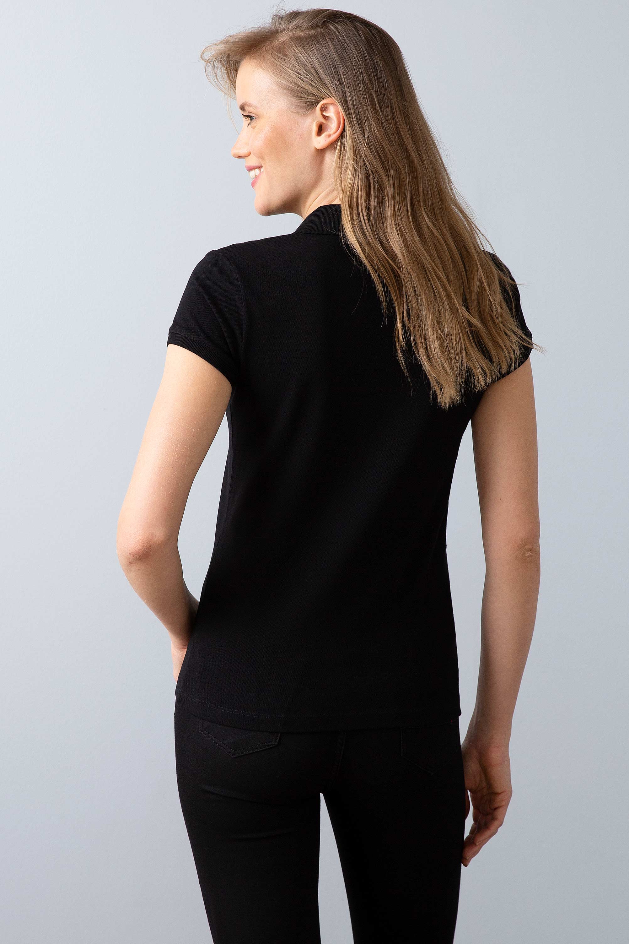 Kadın Siyah Polo Yaka T-Shirt Basic