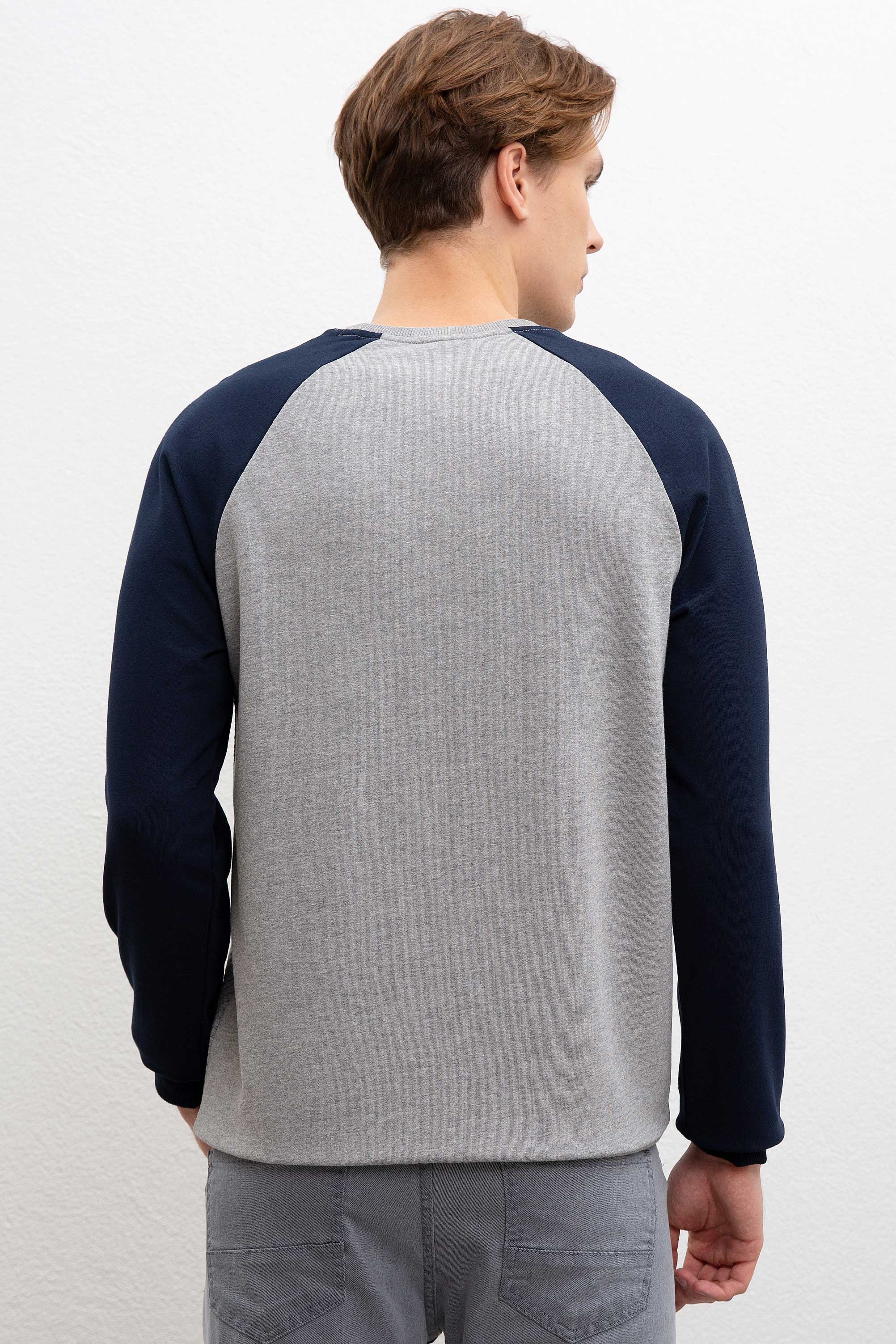 Erkek Lacivert Bisiklet Yaka Sweatshirt - Image 3