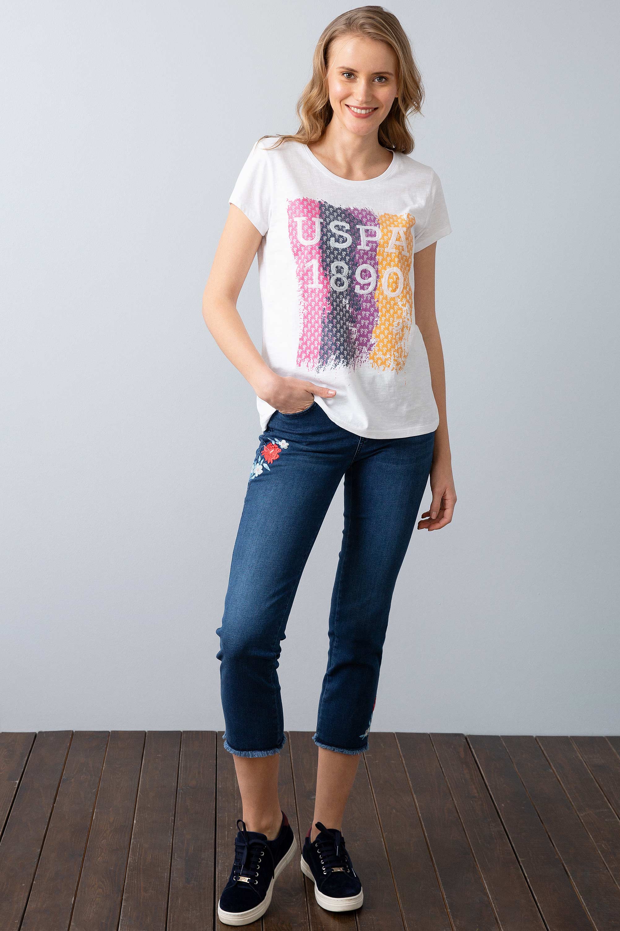 Kadın Pembe Bisiklet Yaka T-Shirt - Image 3