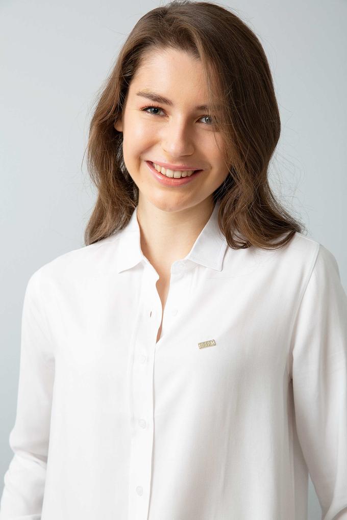 Beyaz Gömlek Uzunkol