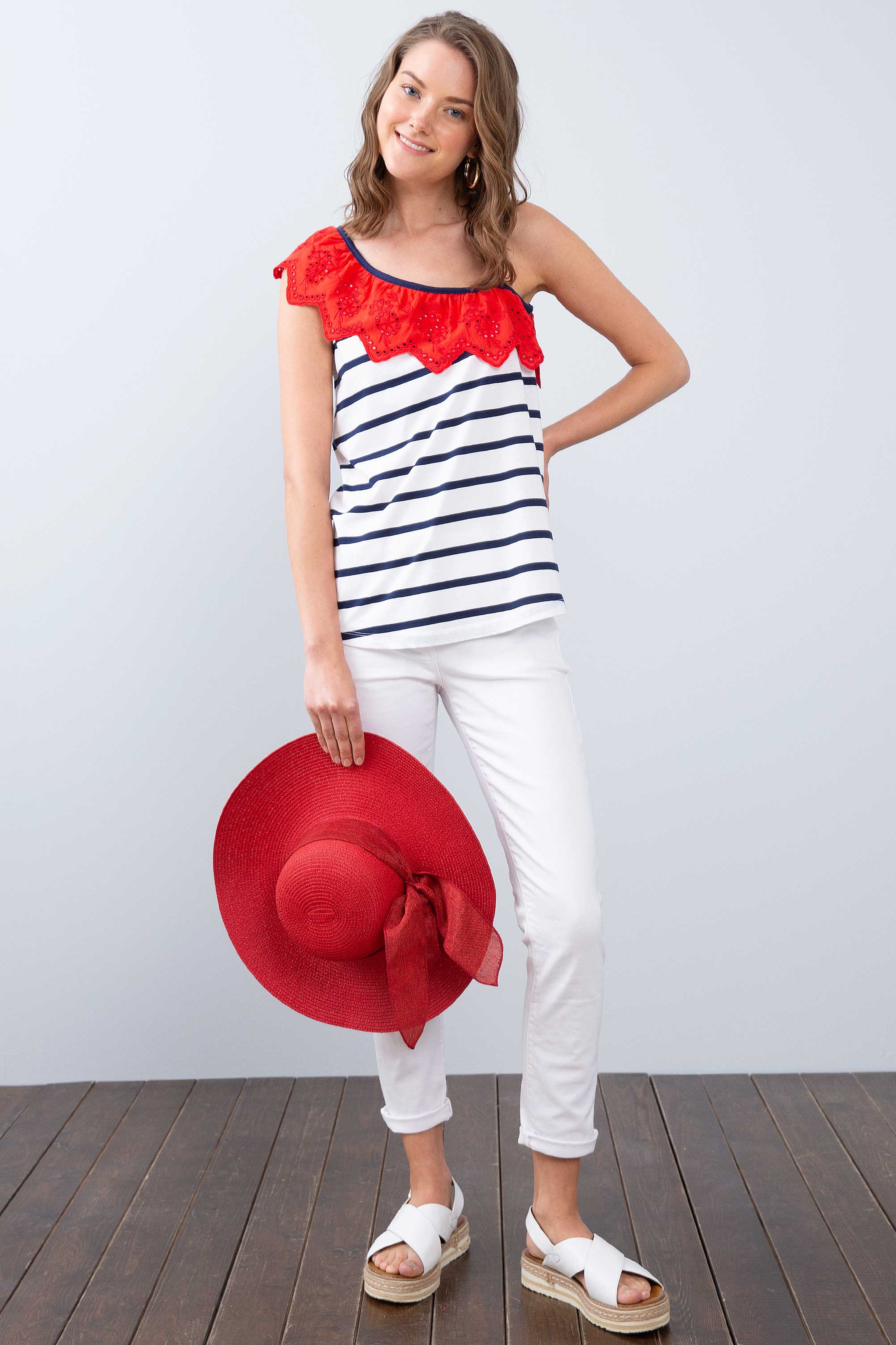 Kadın Lacivert Fashion Yaka T-Shirt