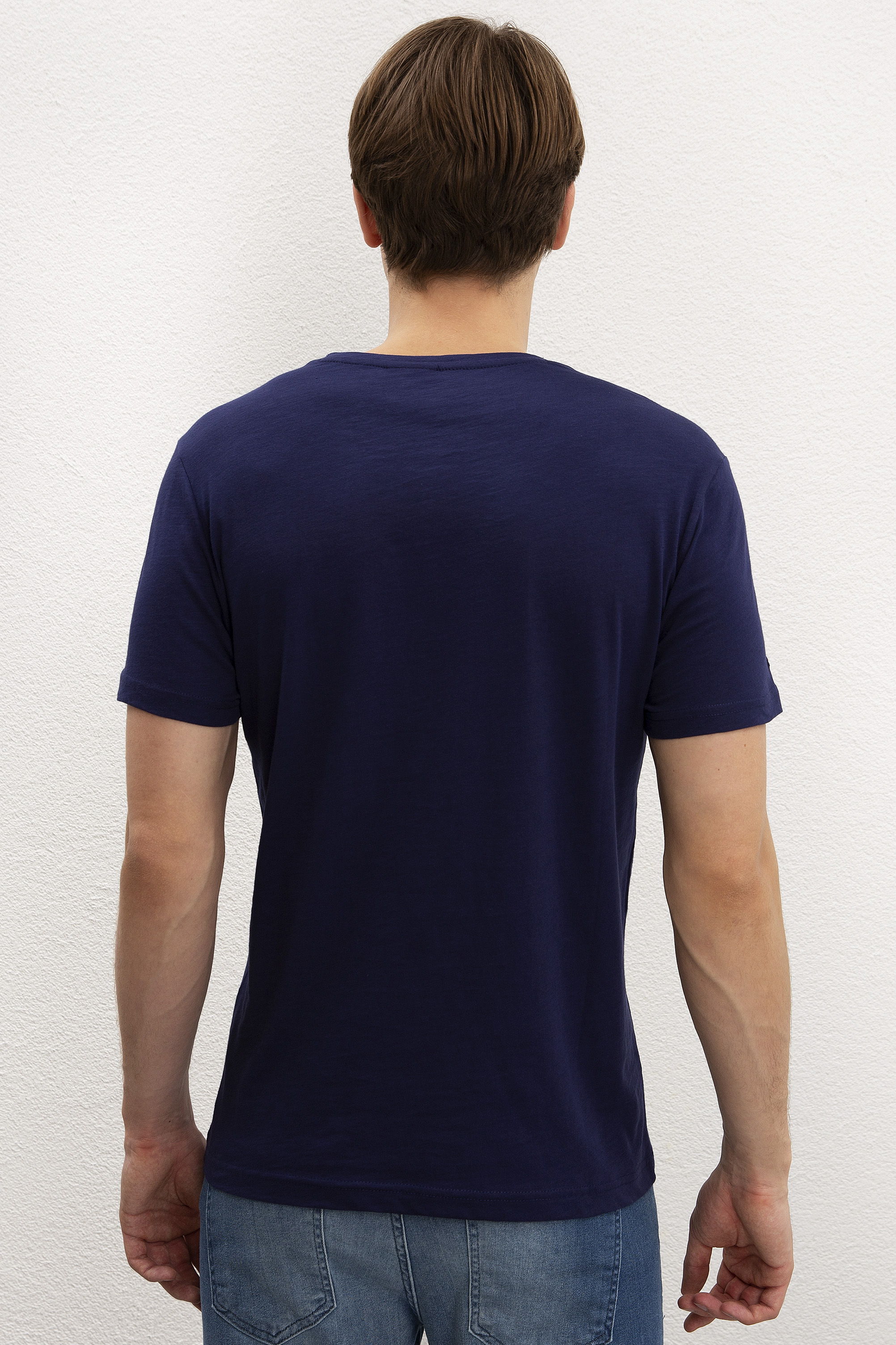 Erkek Lacivert Bisiklet Yaka T-Shirt Basic - Image 2