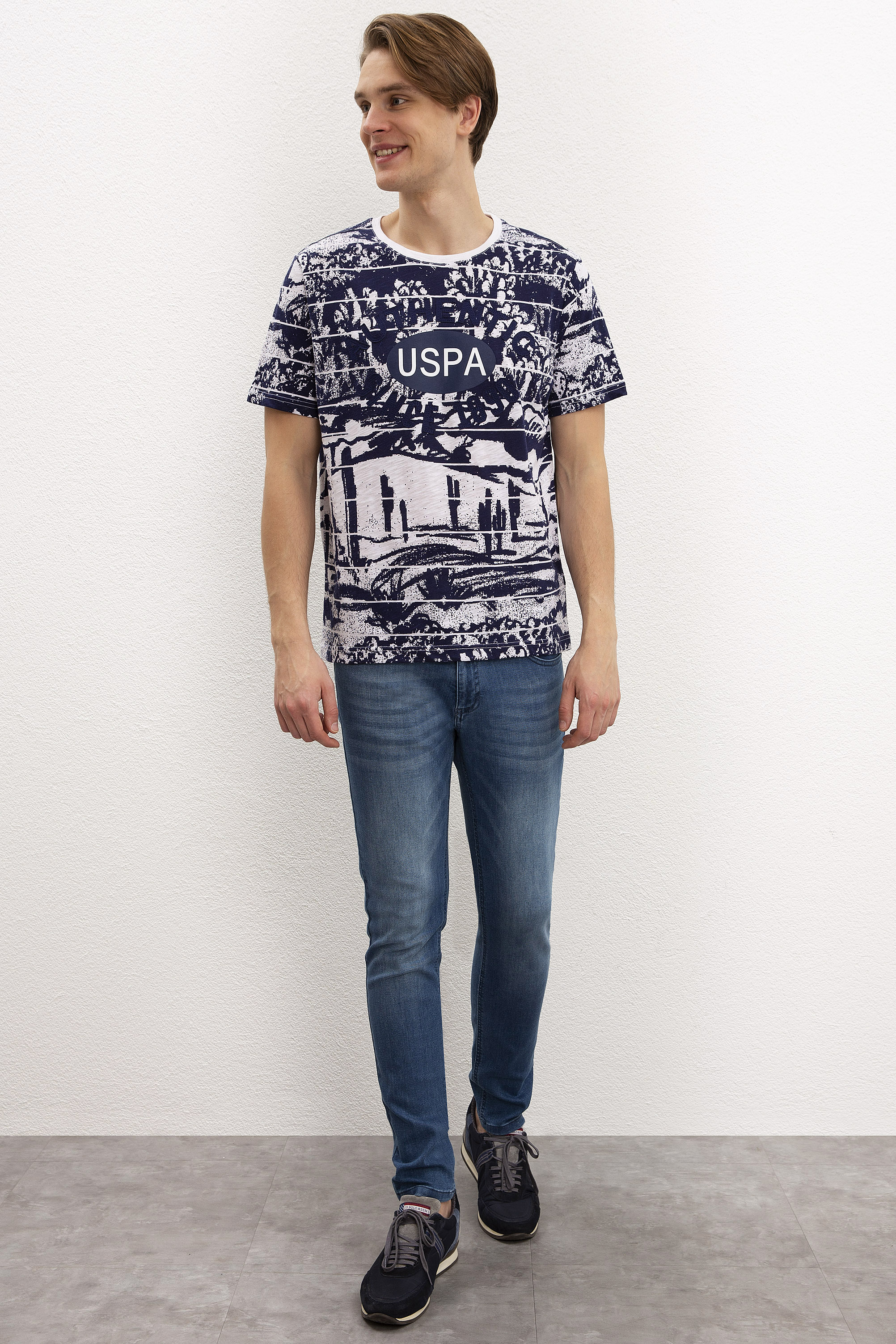 Erkek Lacivert Bisiklet Yaka T-Shirt - Image 4