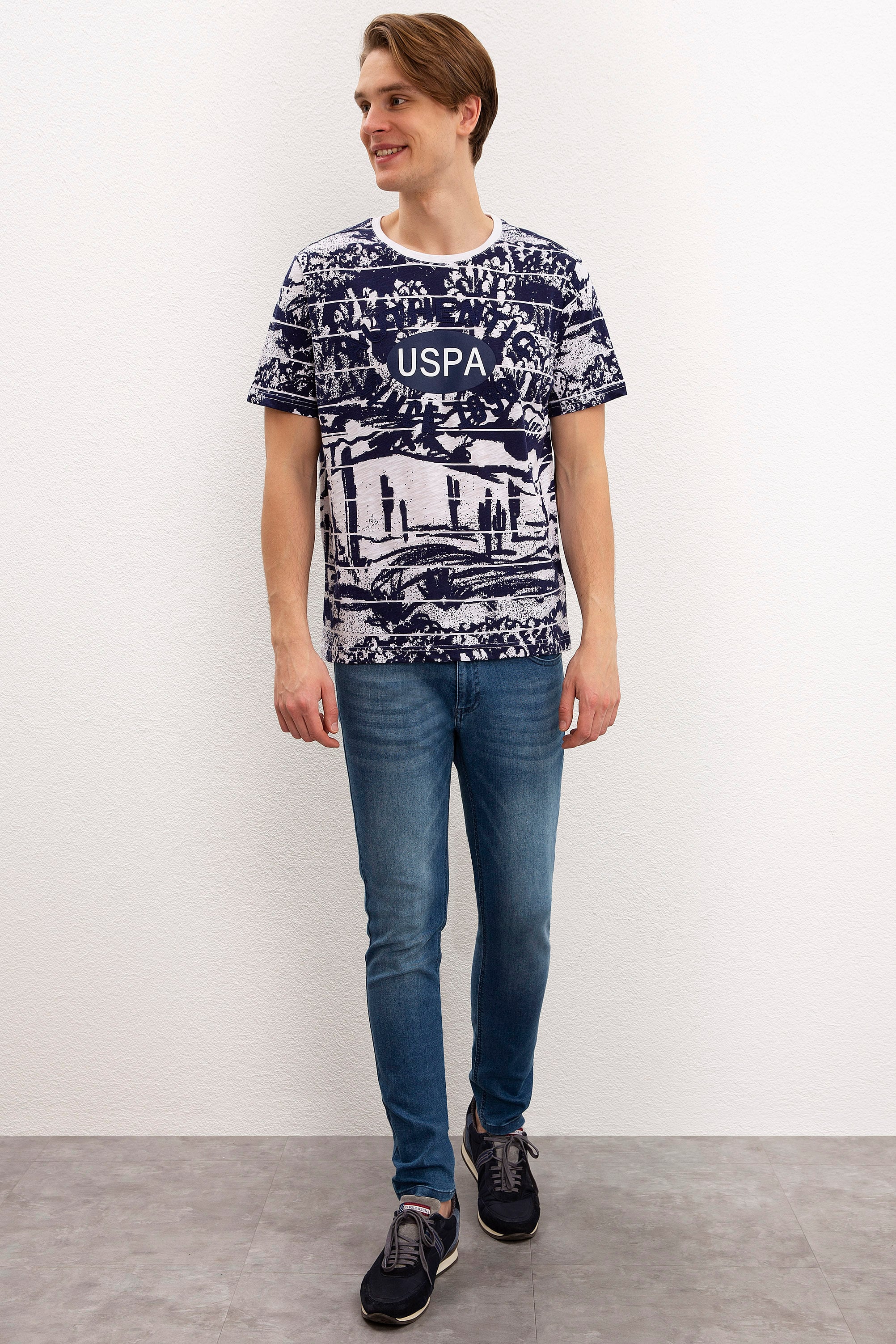 Erkek Lacivert Bisiklet Yaka T-Shirt