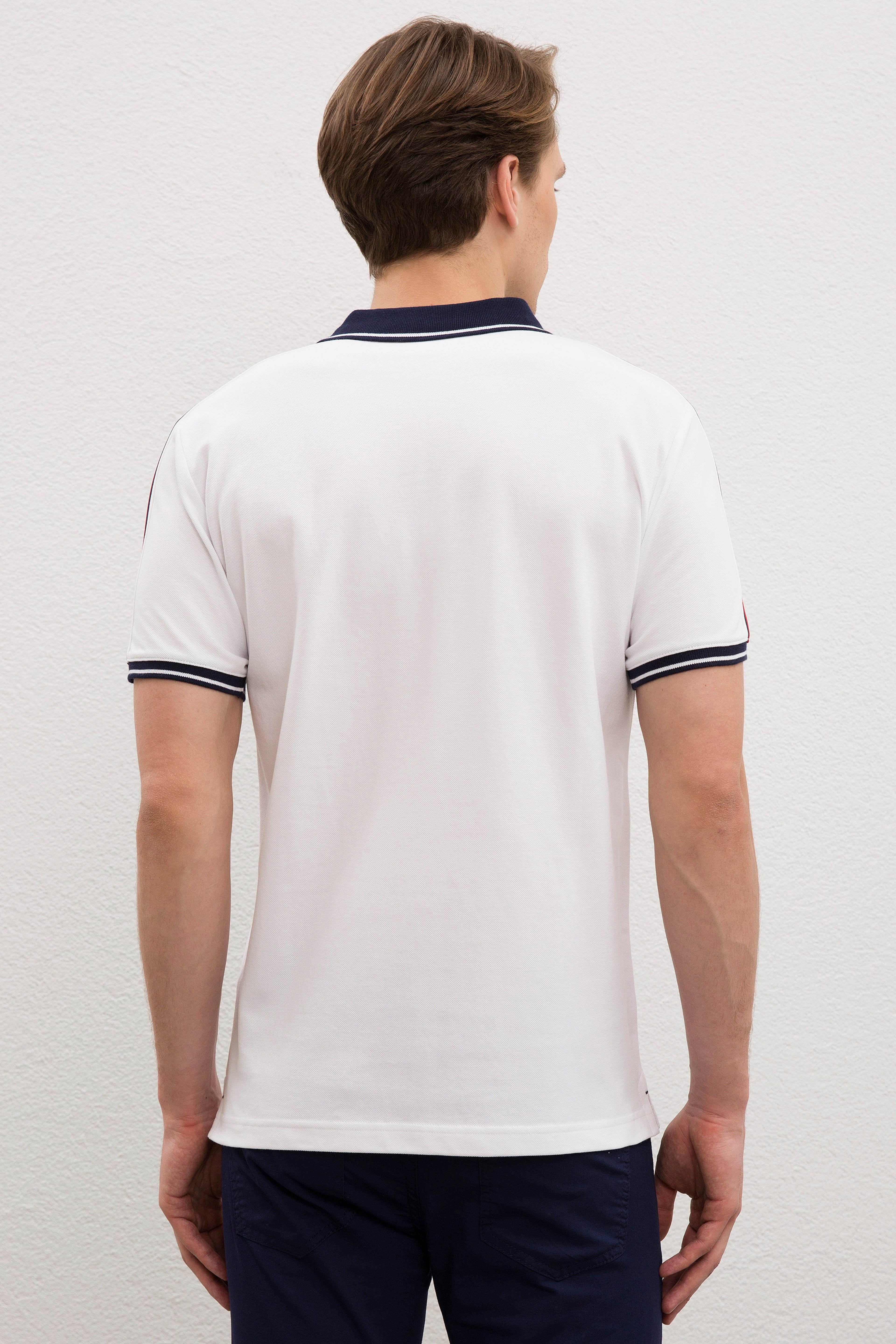 Erkek Beyaz T-Shirt - Image 3