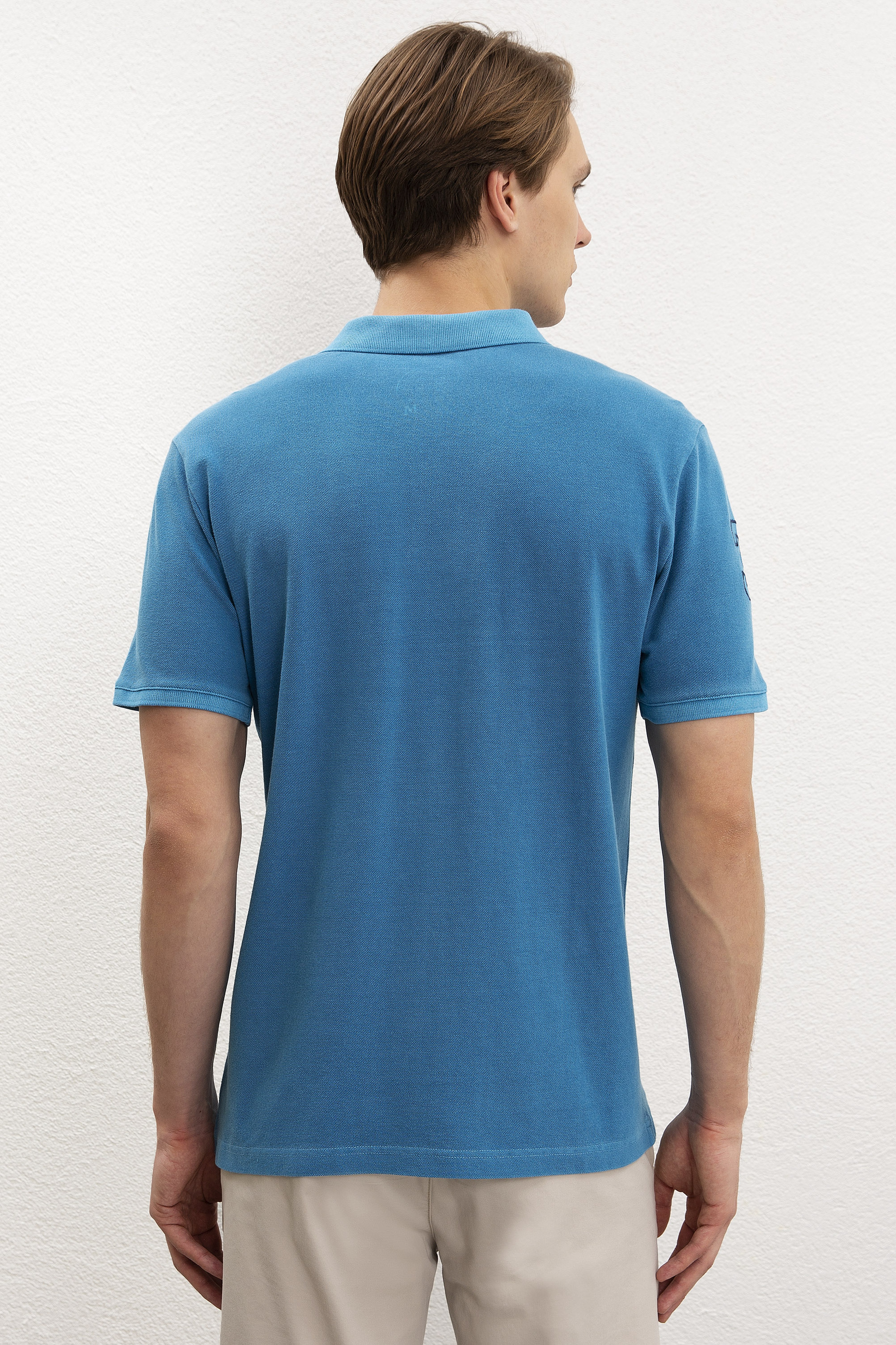 Erkek İndigo Polo Yaka T-Shirt Basic - Image 3