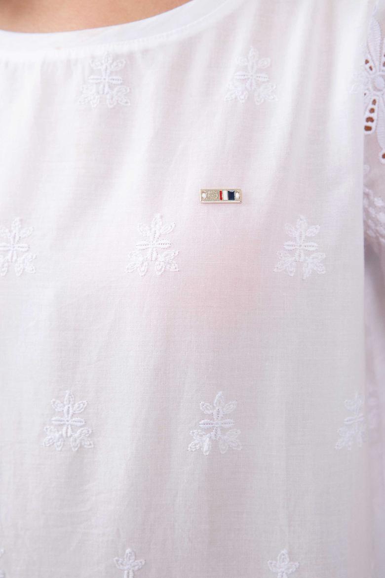 Kadın Beyaz Bisiklet Yaka T-Shirt - 50203317002