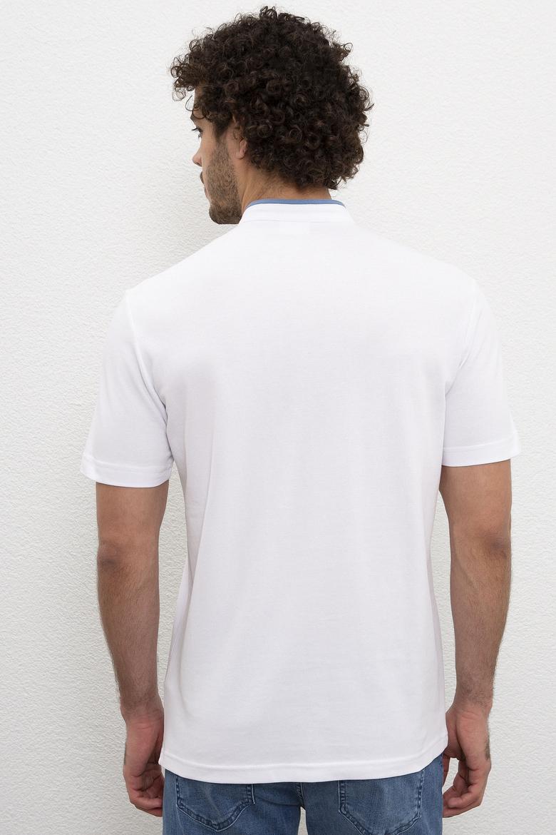 Erkek Beyaz Hakim Yaka T-Shirt - 50219112002