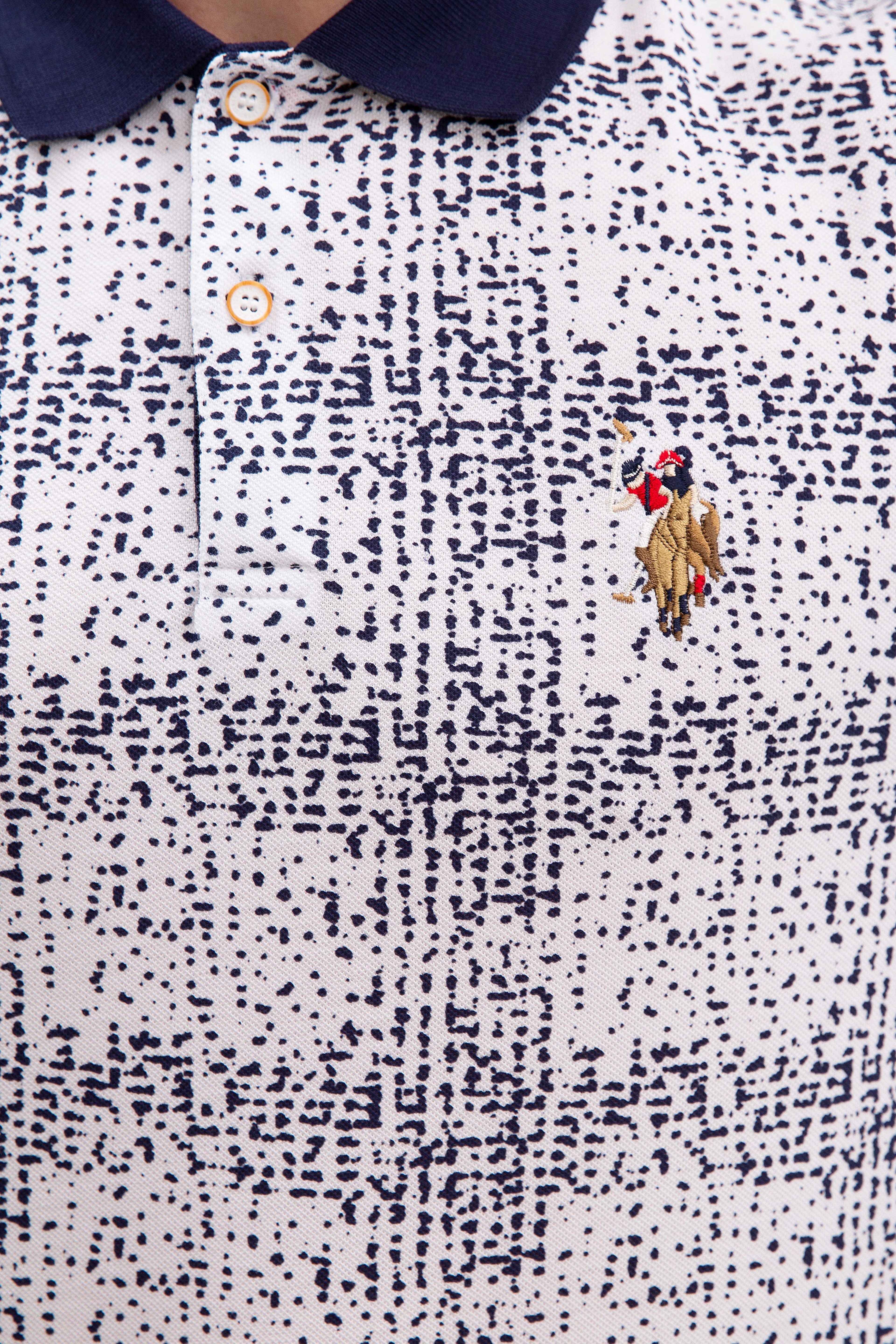 Erkek Beyaz Polo Yaka T-Shirt - Image 4