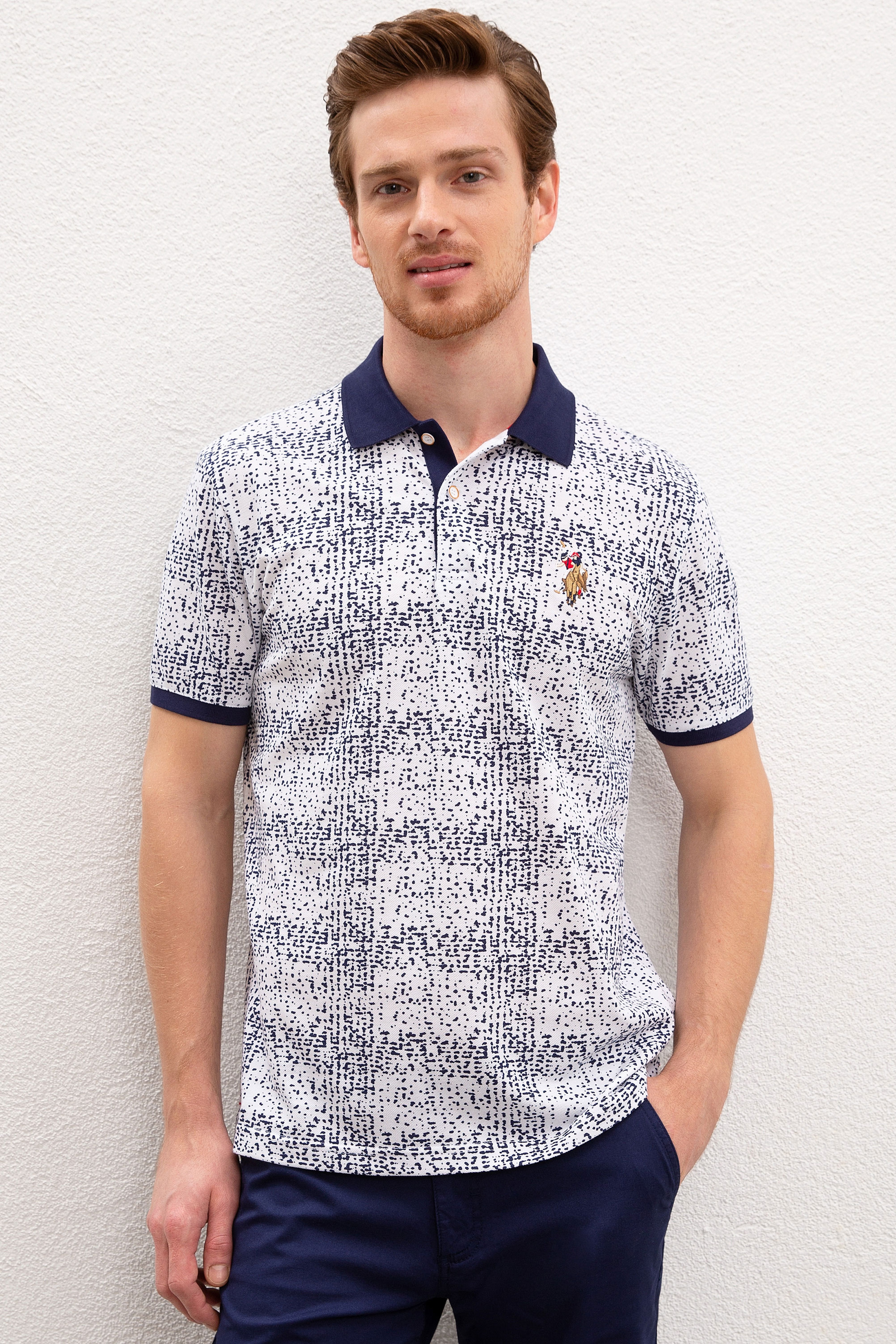 Erkek Beyaz Polo Yaka T-Shirt - Image 1