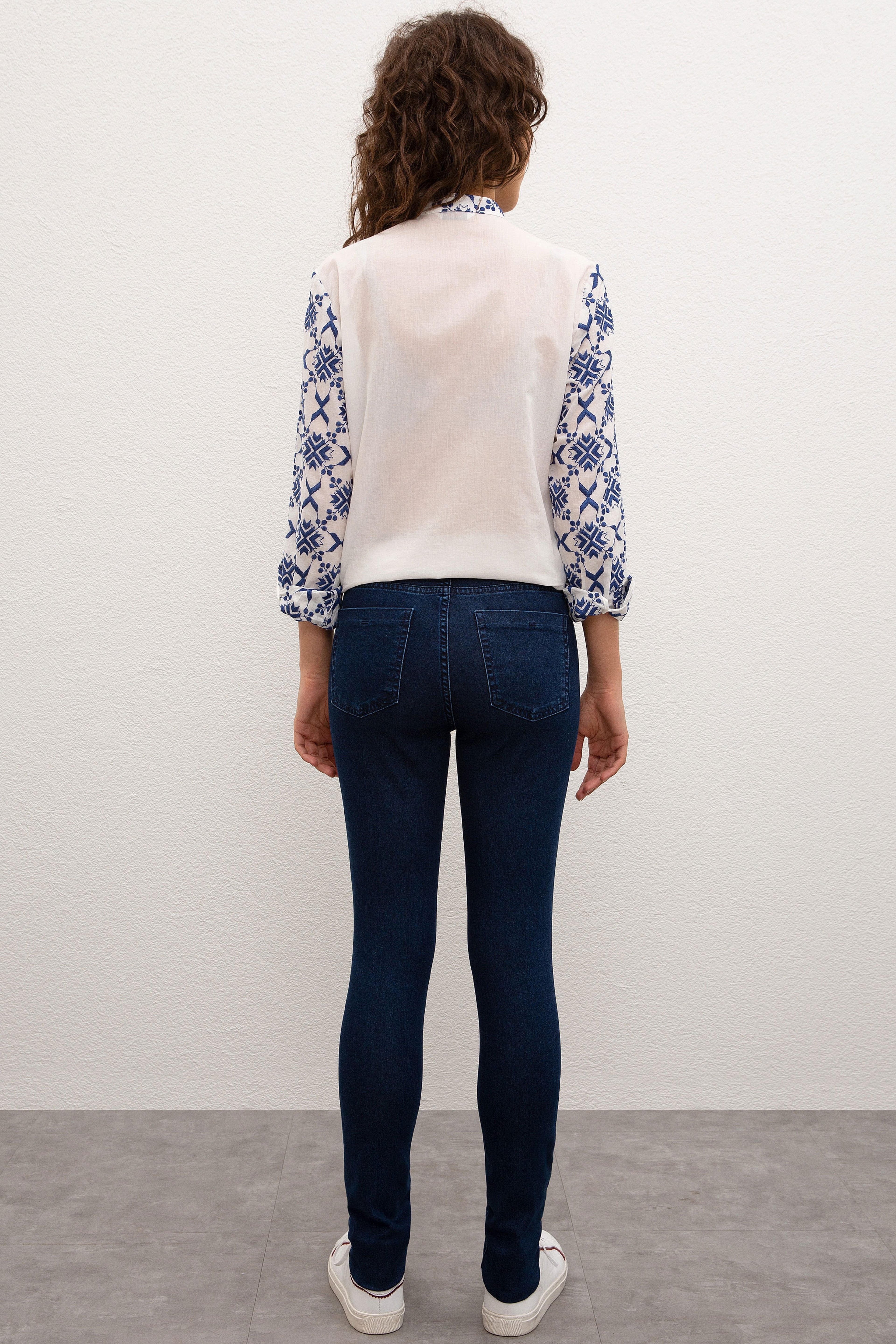 Kadın Açık Mavi Jean Pantolon - Image 3